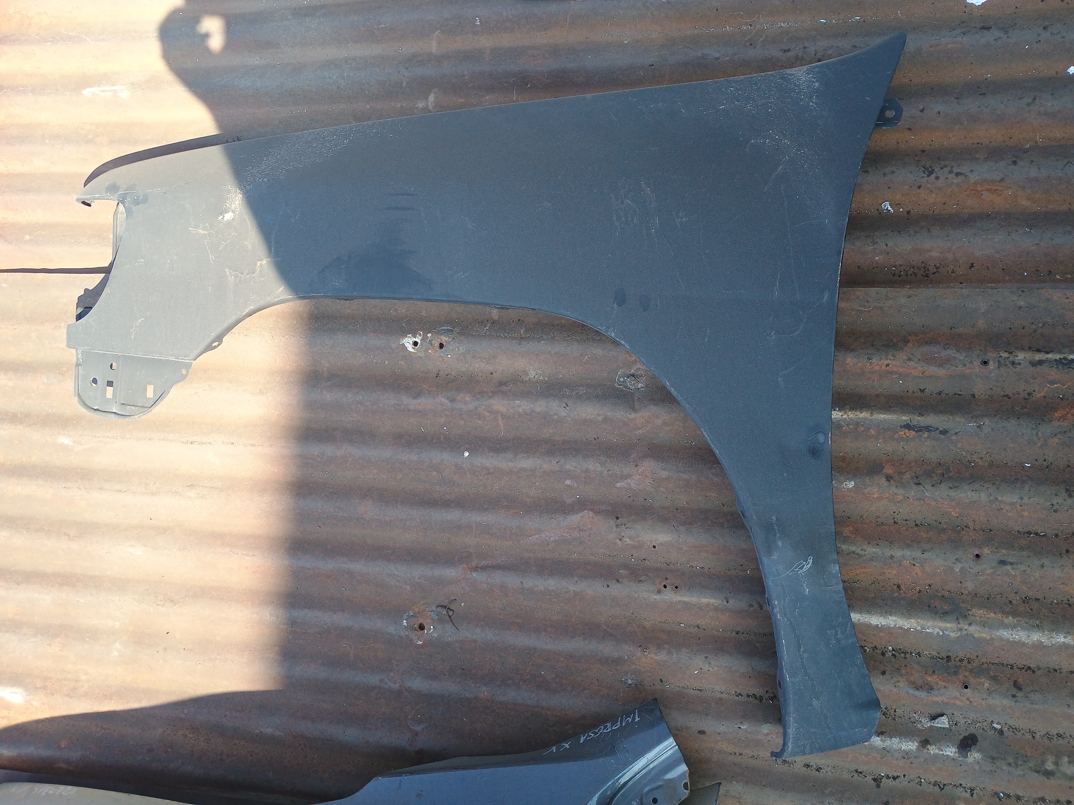 Tapabarro izquierdo nissan pathfinder 2000 2001 2002 2003 2004