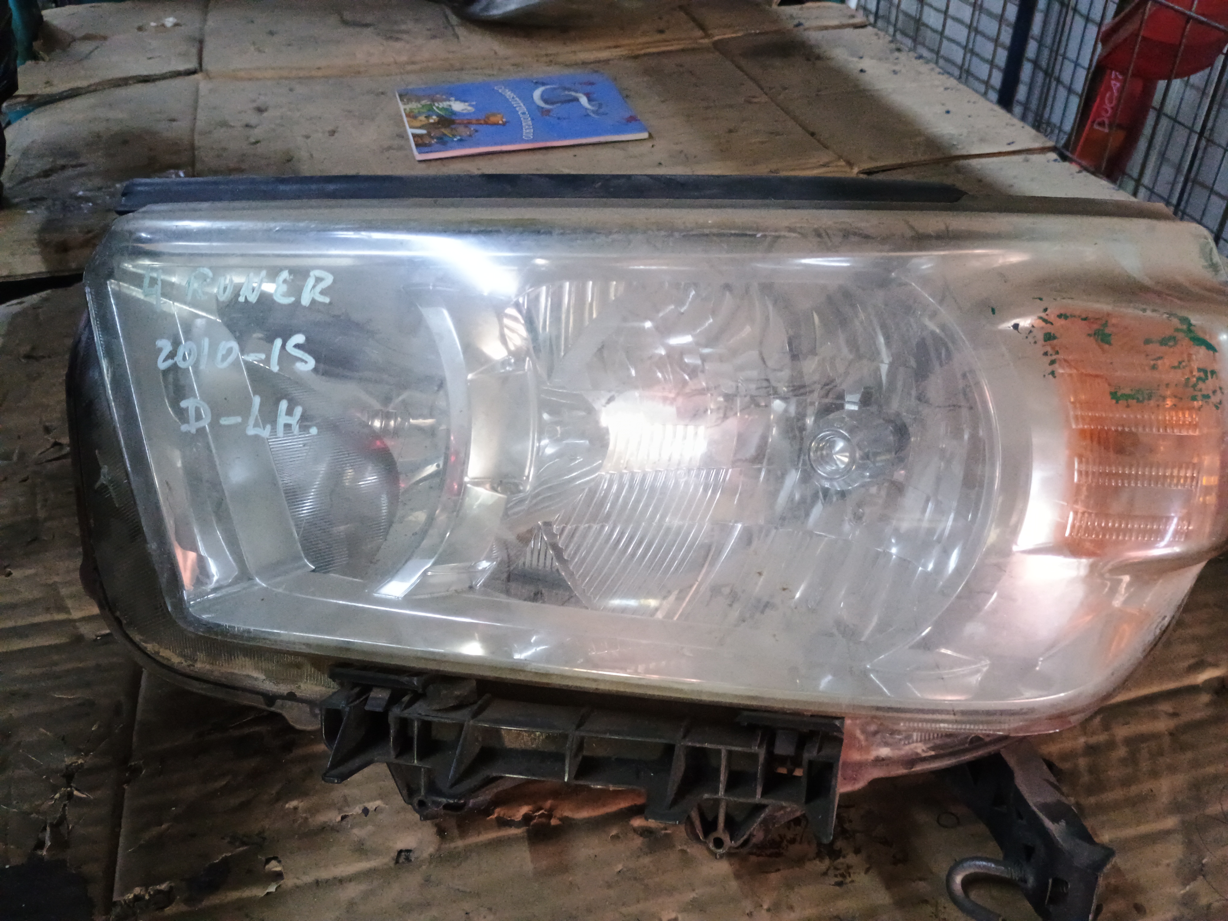 Optico izquierdo toyota 4runner 2010 2011 2012 2013 2014 2015