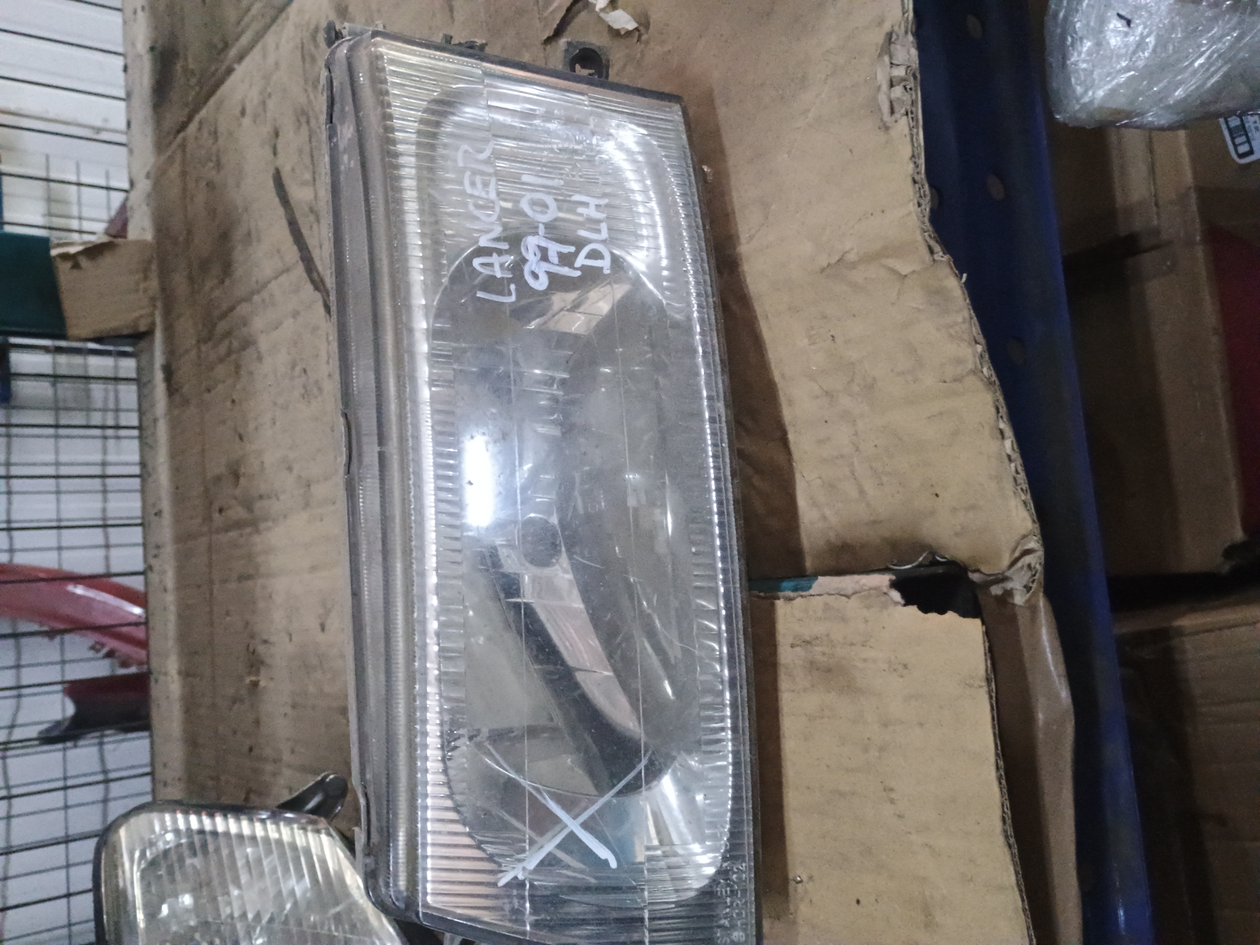 Optico izquierdo mitsubishi lancer 1997 1998 1999 2000 2001