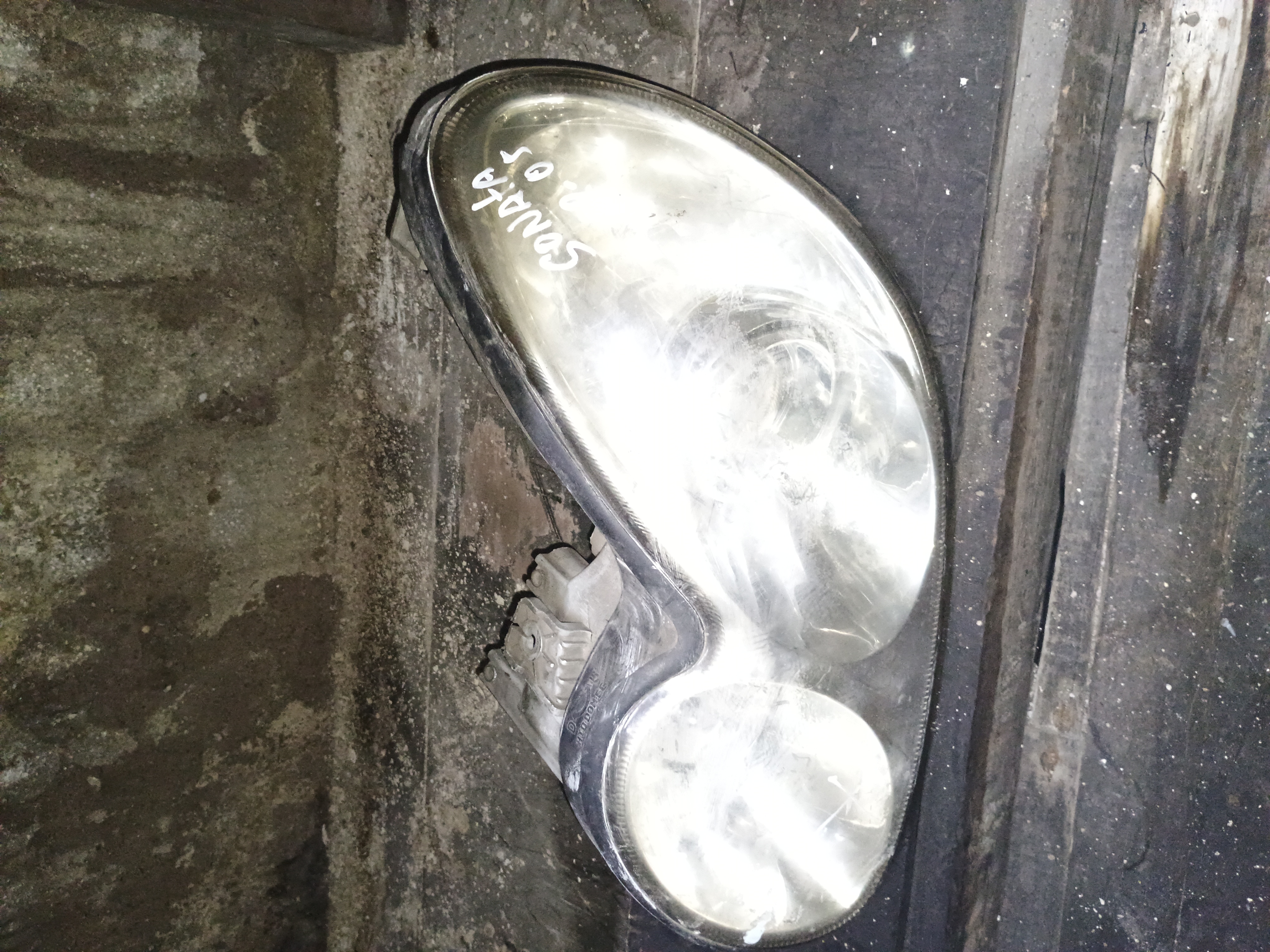 Optico izquierdo hyundai sonata 2002 2003 2004 2005
