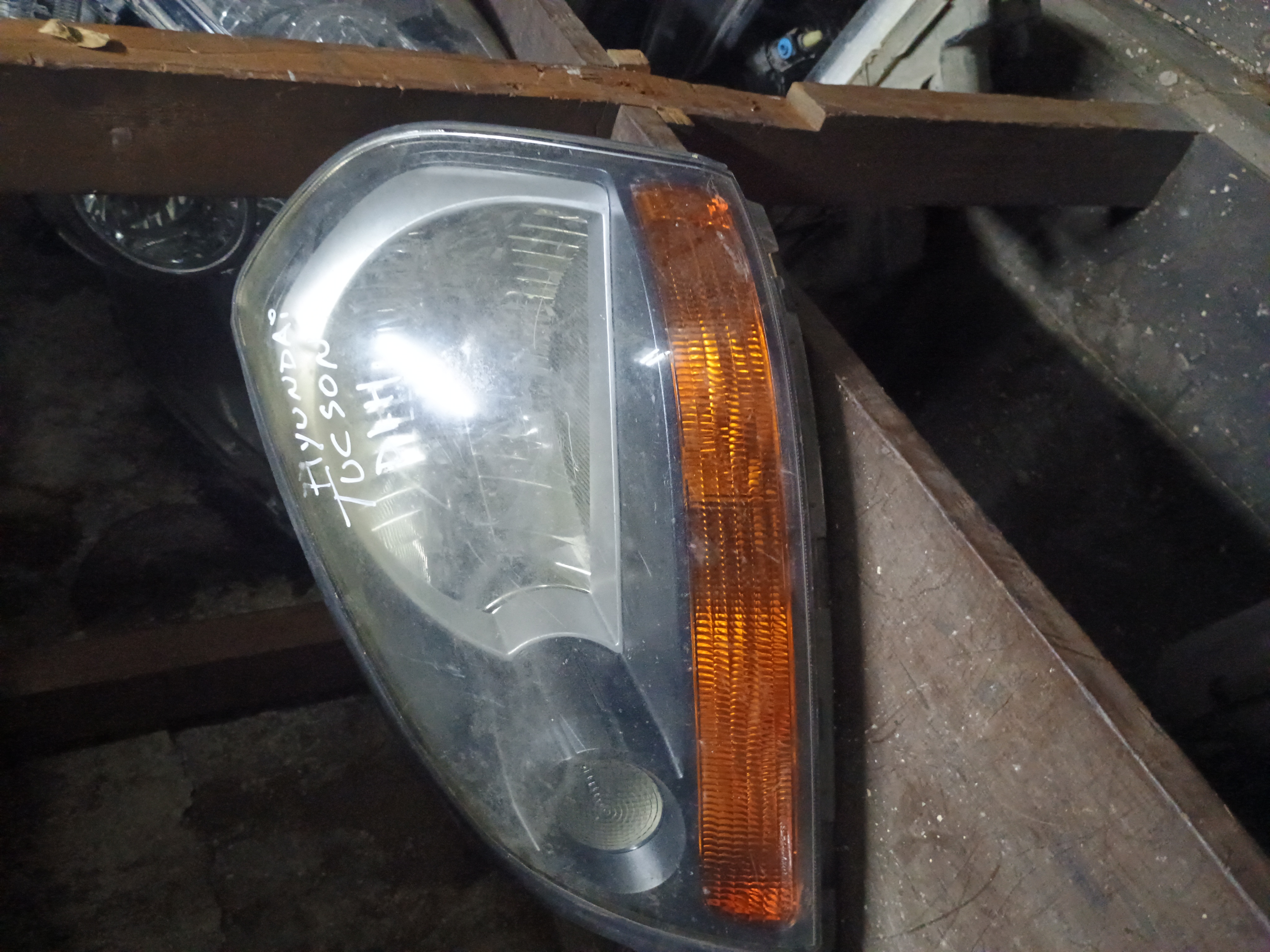 Optico izquierdo hyundai tucson 2005 2006 2007 2008 2009 2010