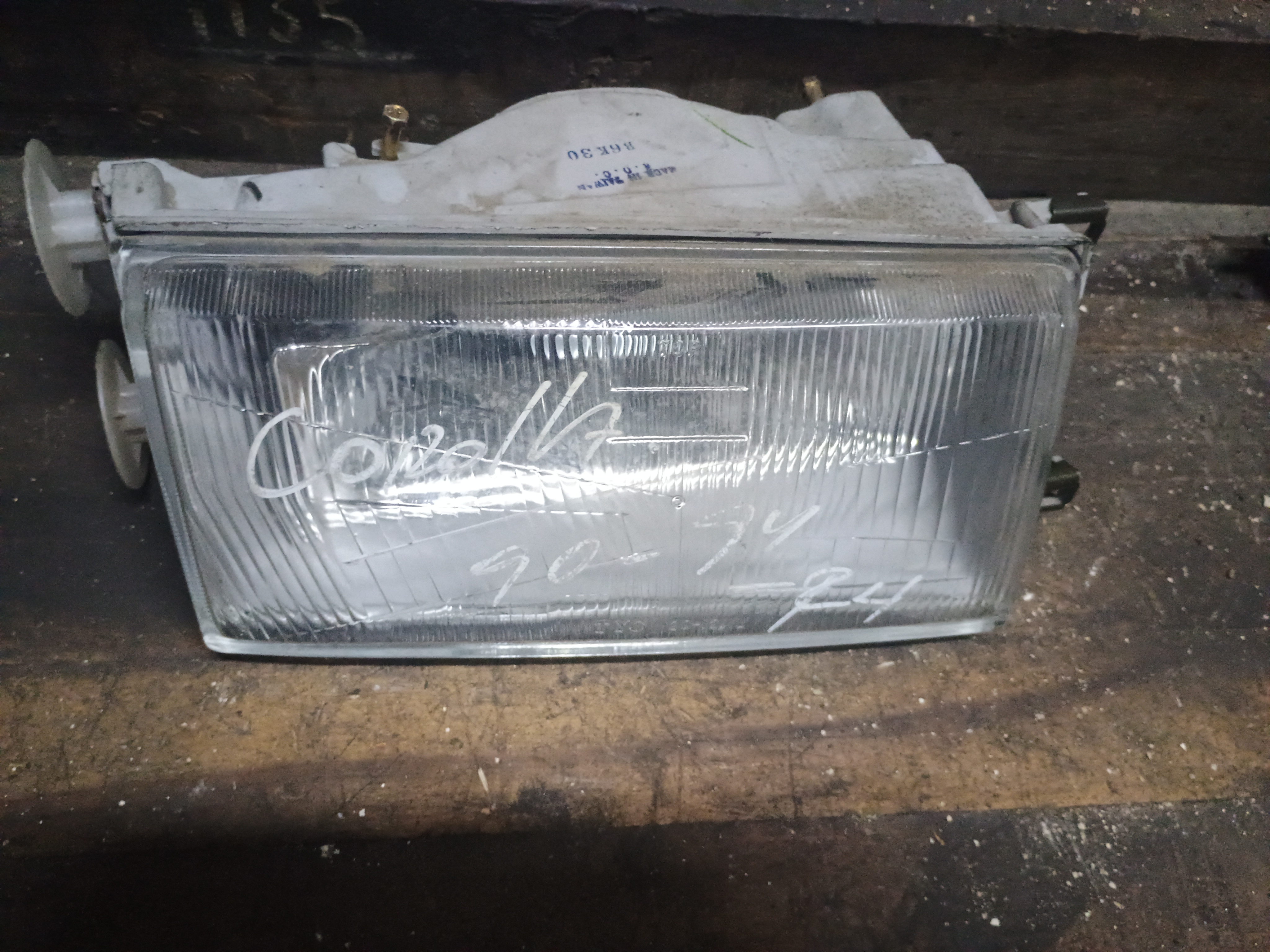 Optico derecho toyota corolla 1990 1991 1992 1993