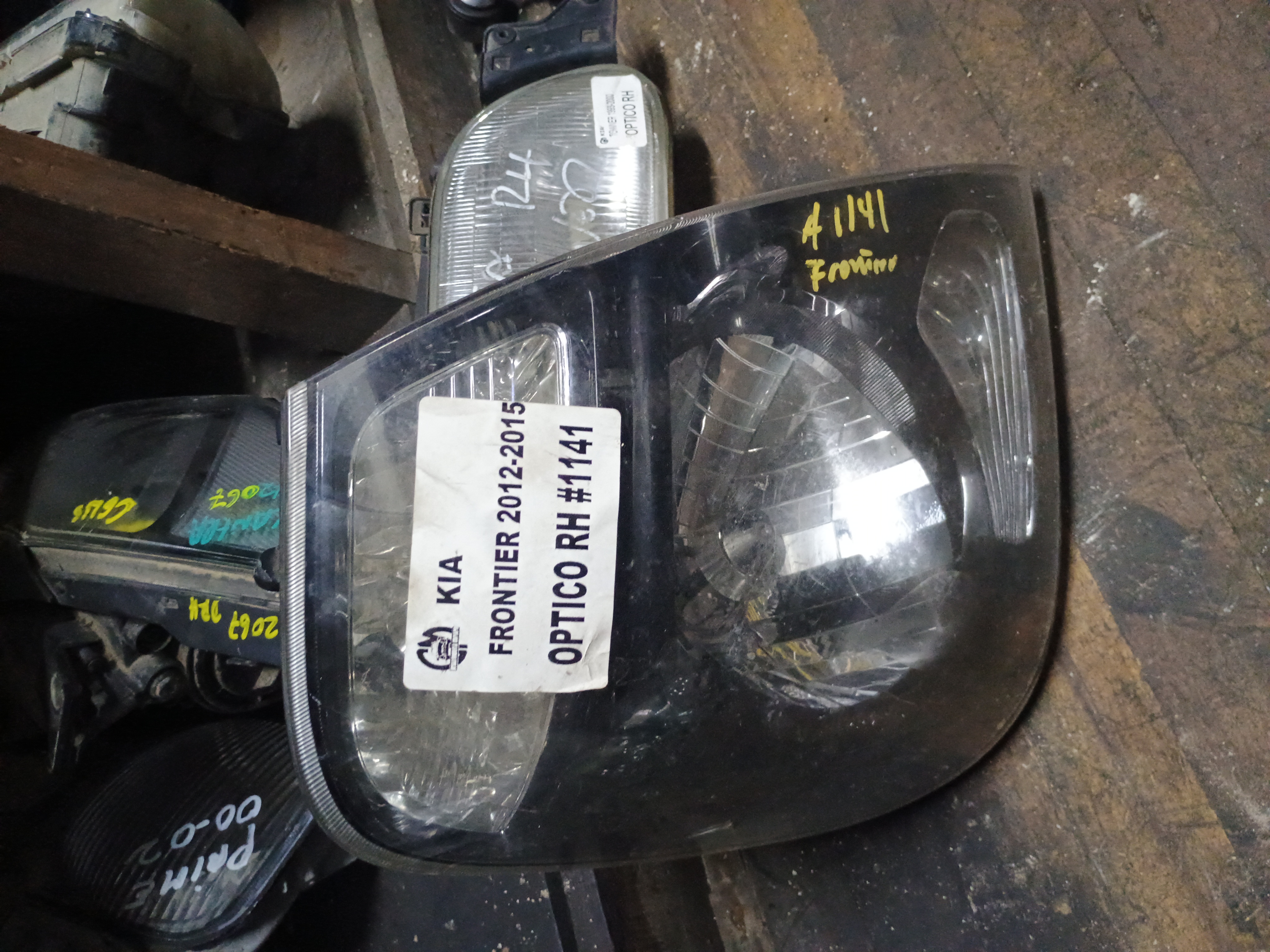 Optico derecho kia frontier 2012 2013 2014 2015