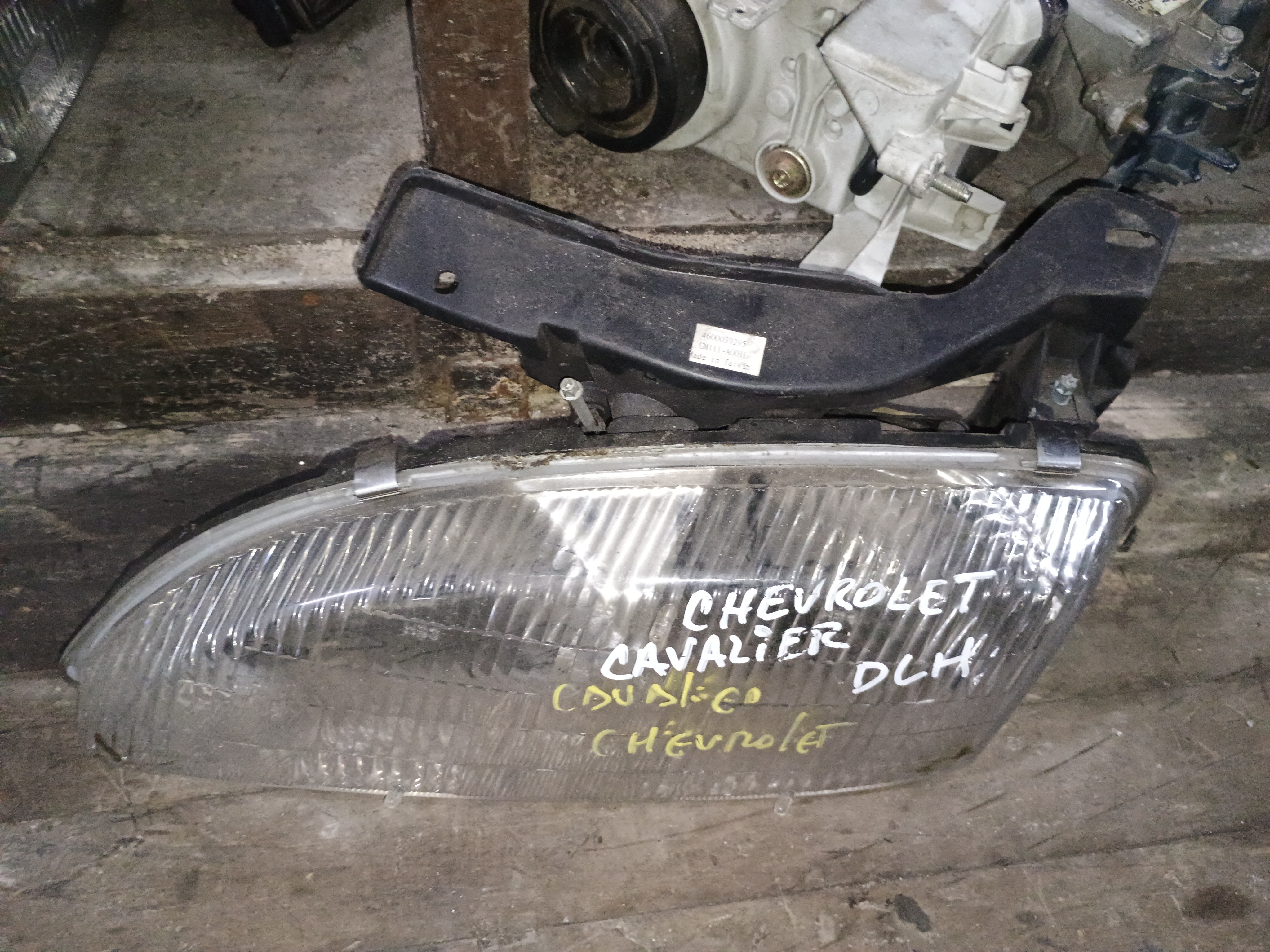 Optico izquierdo chevrolet cavalier 1995 1996 1997 1998 1999