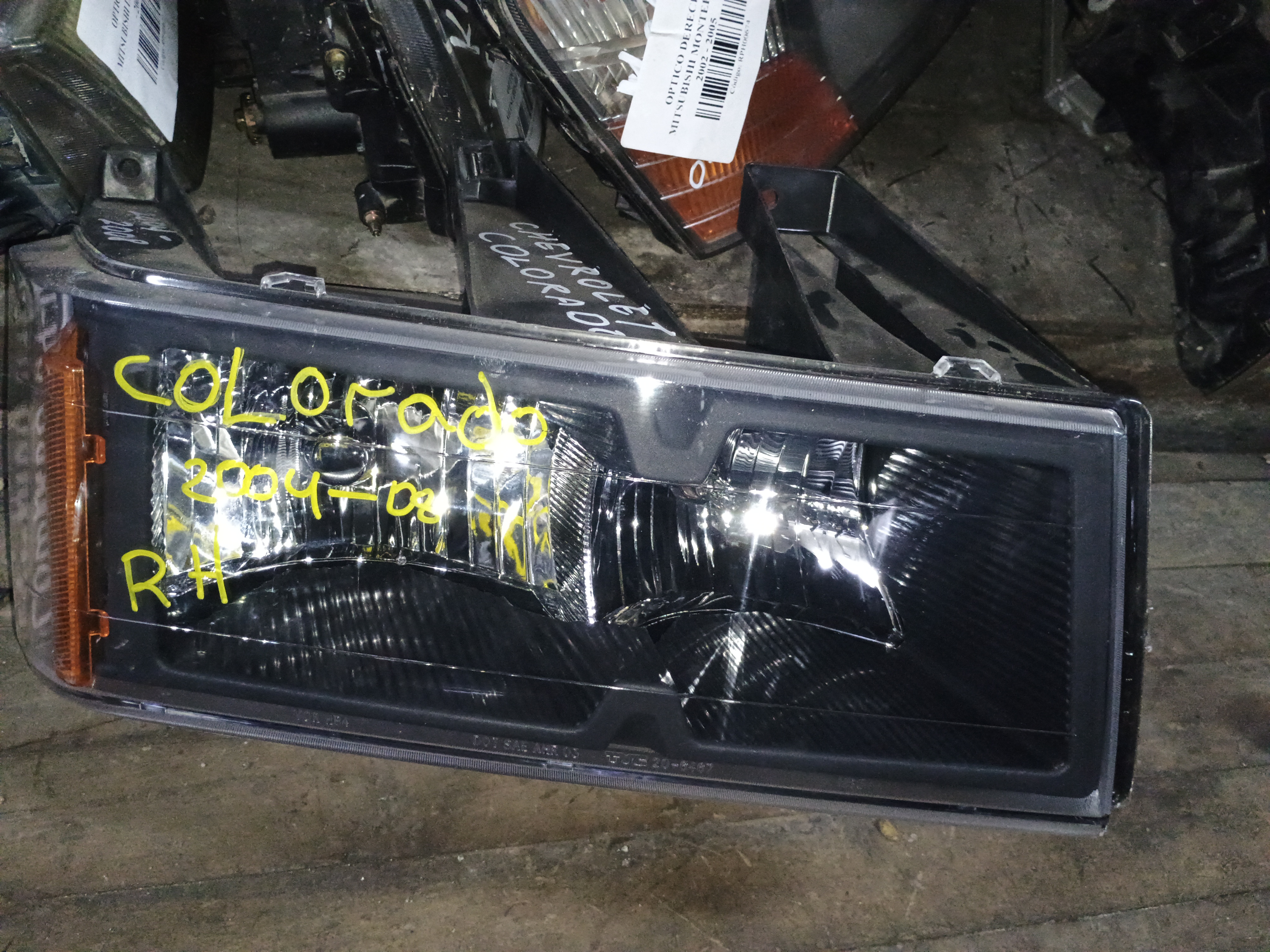 Optico derecho chevrolet colorado 2004 2005 2006 2007 2008