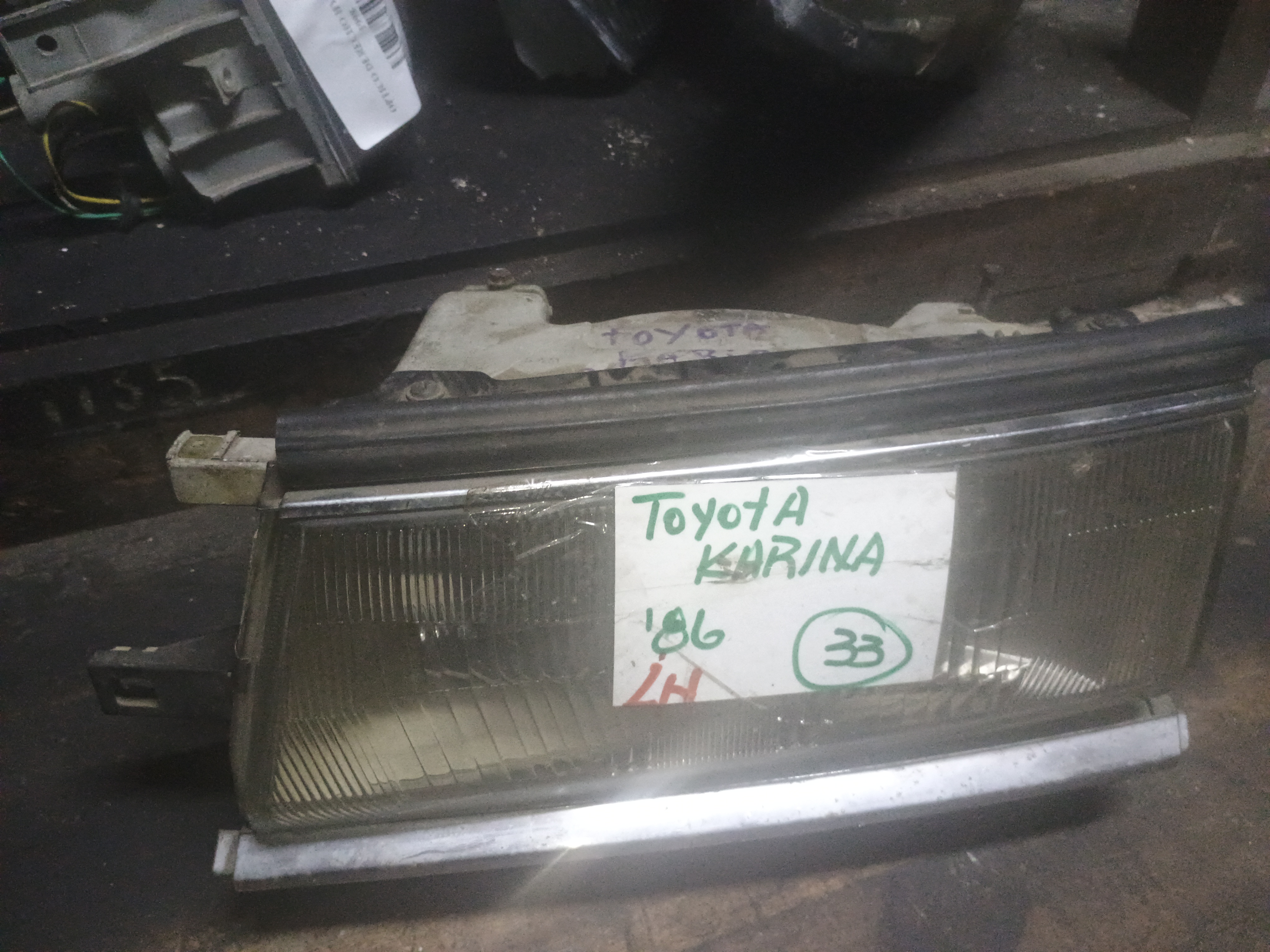 Optico izquierdo toyota carina 1985 1986 1987 1988 1989 1990