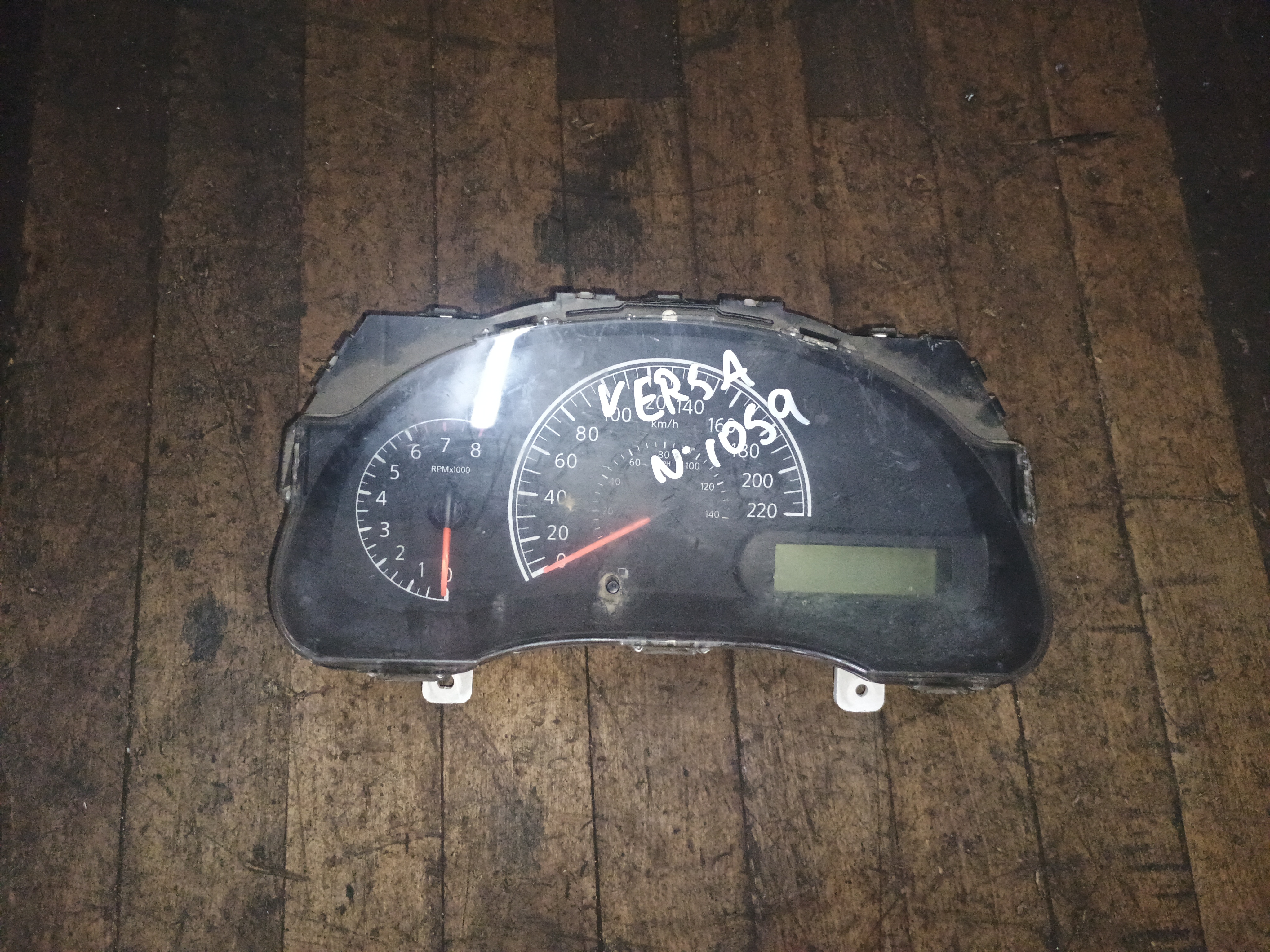 Tacometro (sinoptico) nissan versa 2012 2013 2014 2015