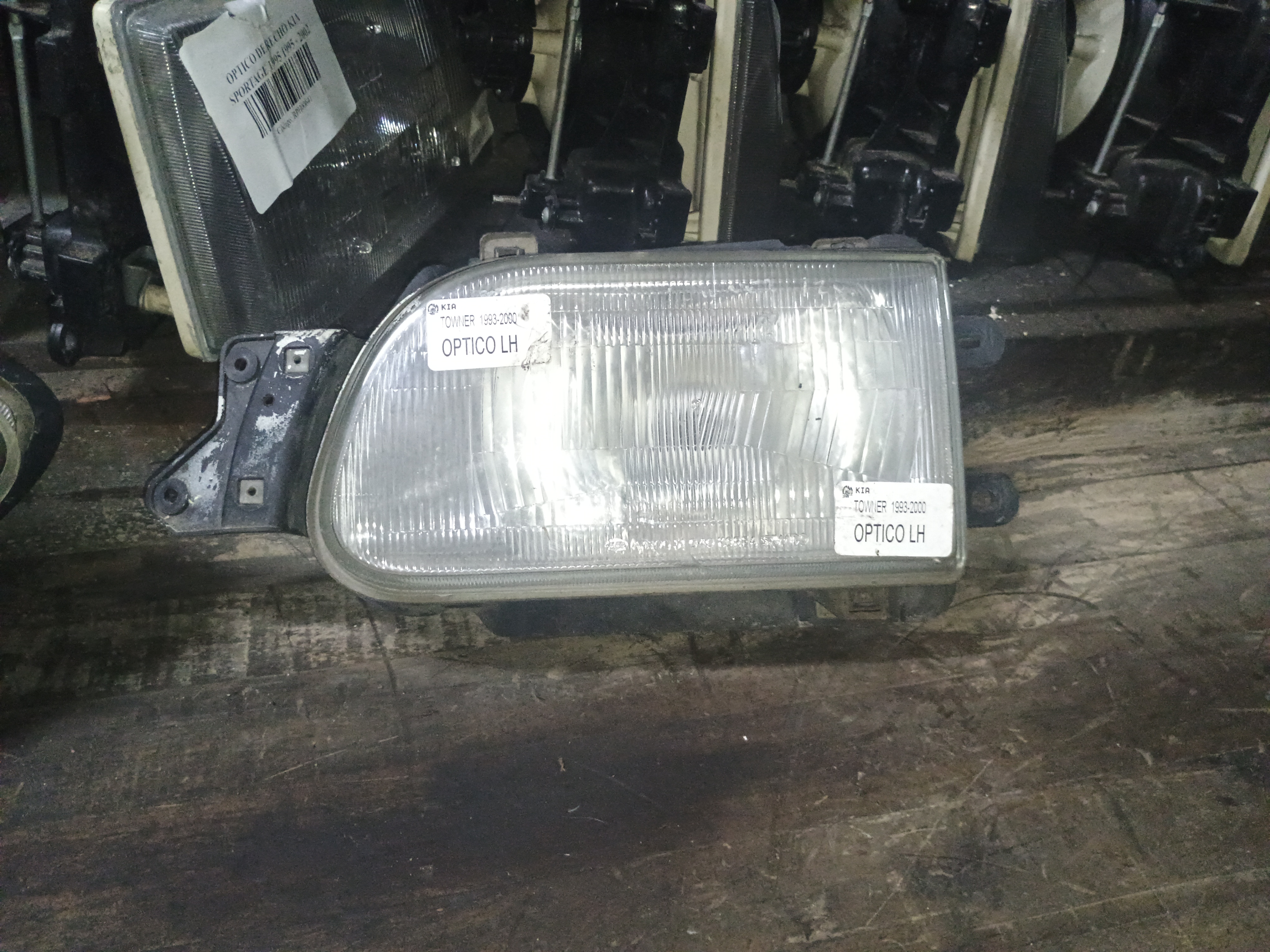 Optico izquierdo kia towner 1993 1994 1995 1996 1997 1998