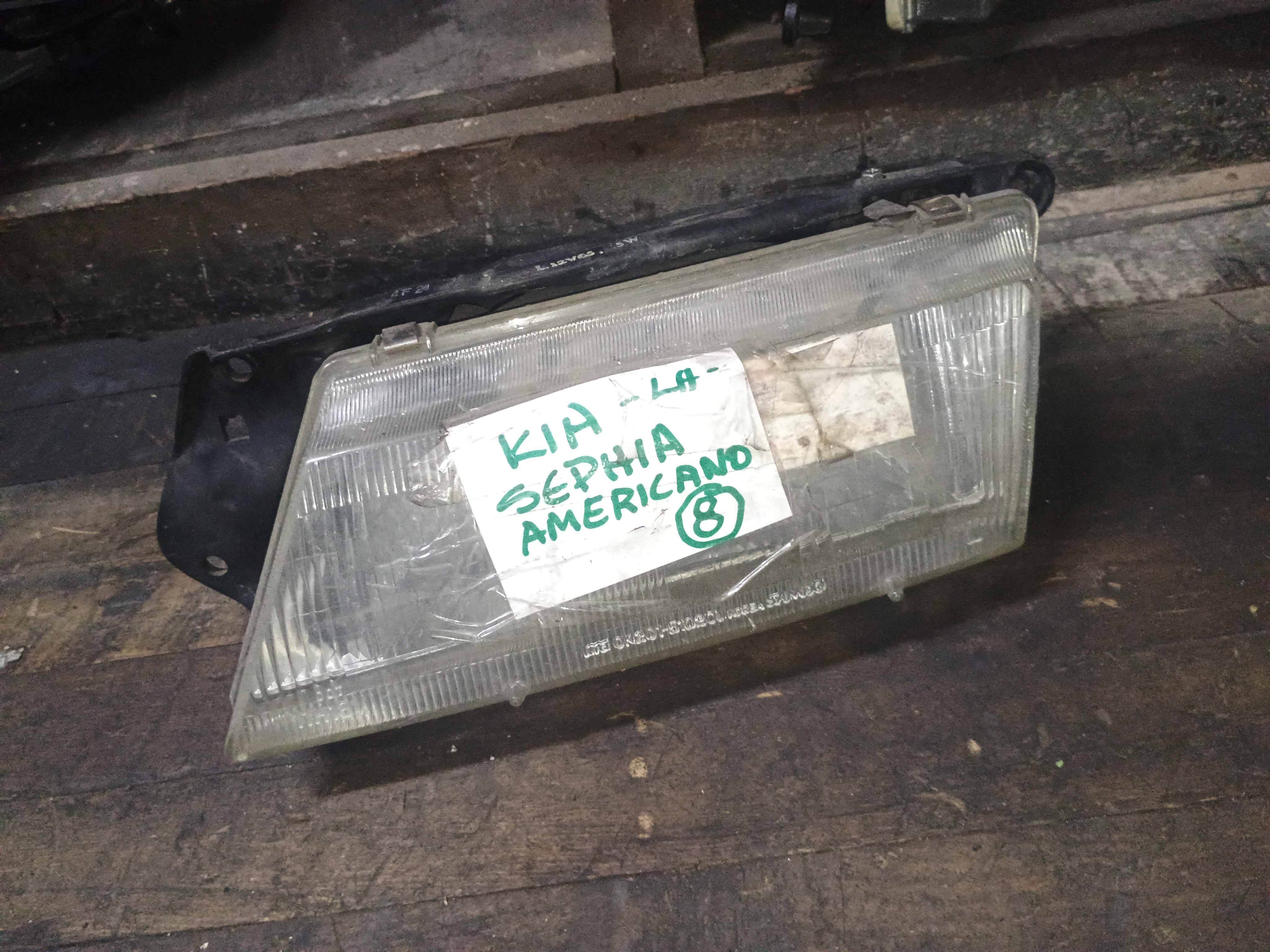 Optico izquierdo kia sephia