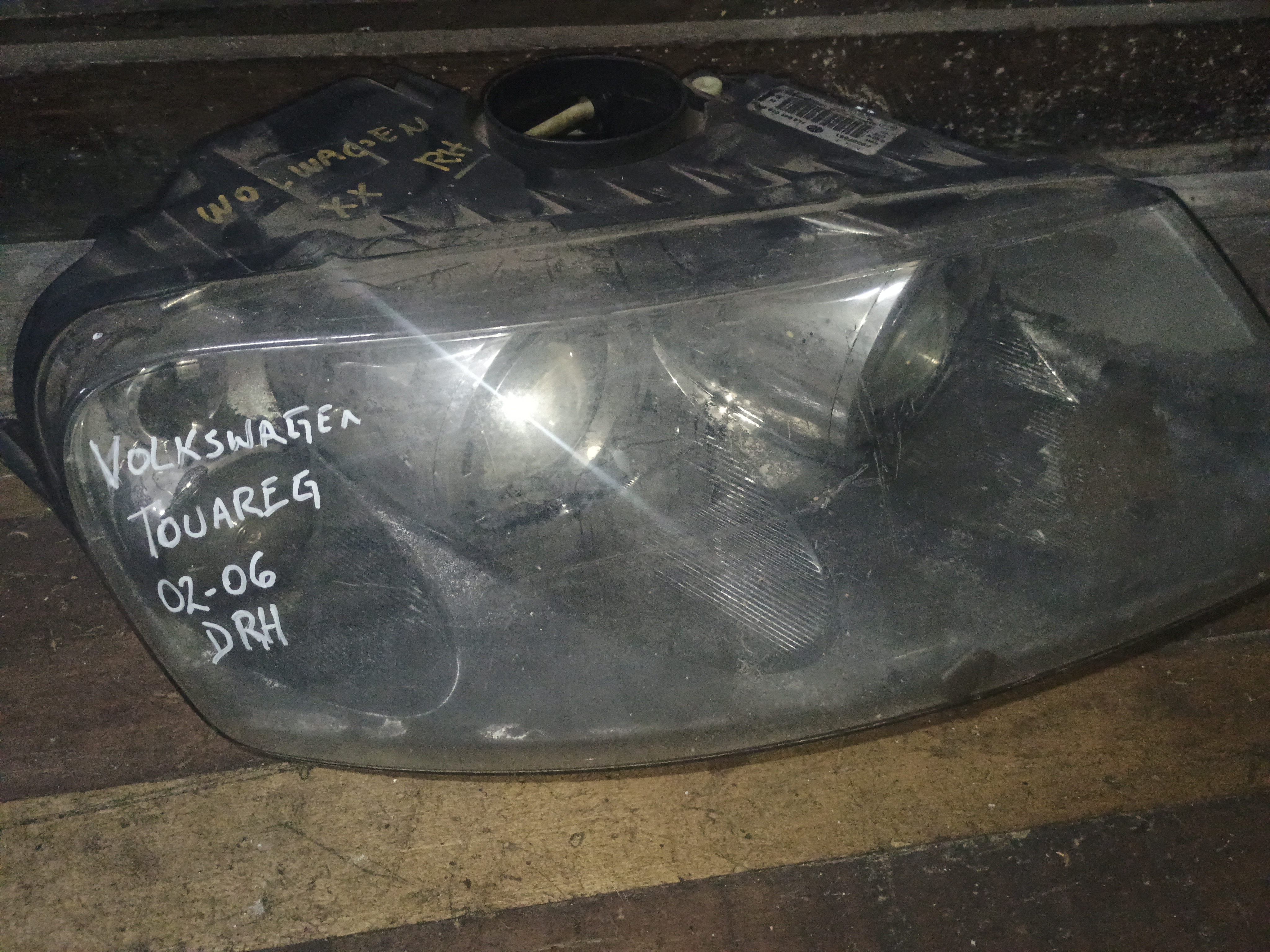 Optico derecho volkswagen touareg 2002 2003 2004 2005