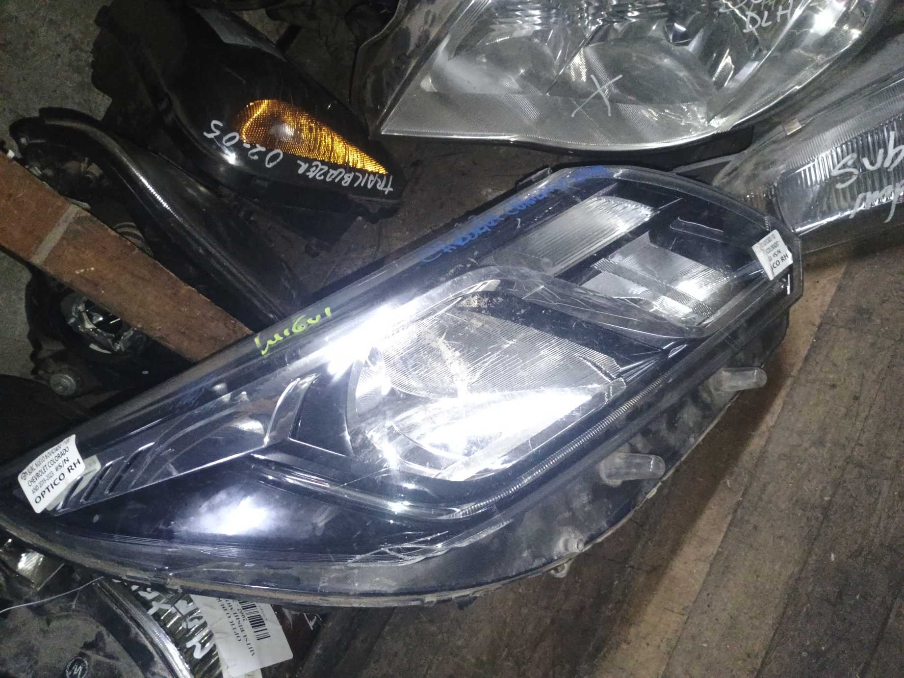 Optico derecho chevrolet colorado 2019 2020 2021 2022