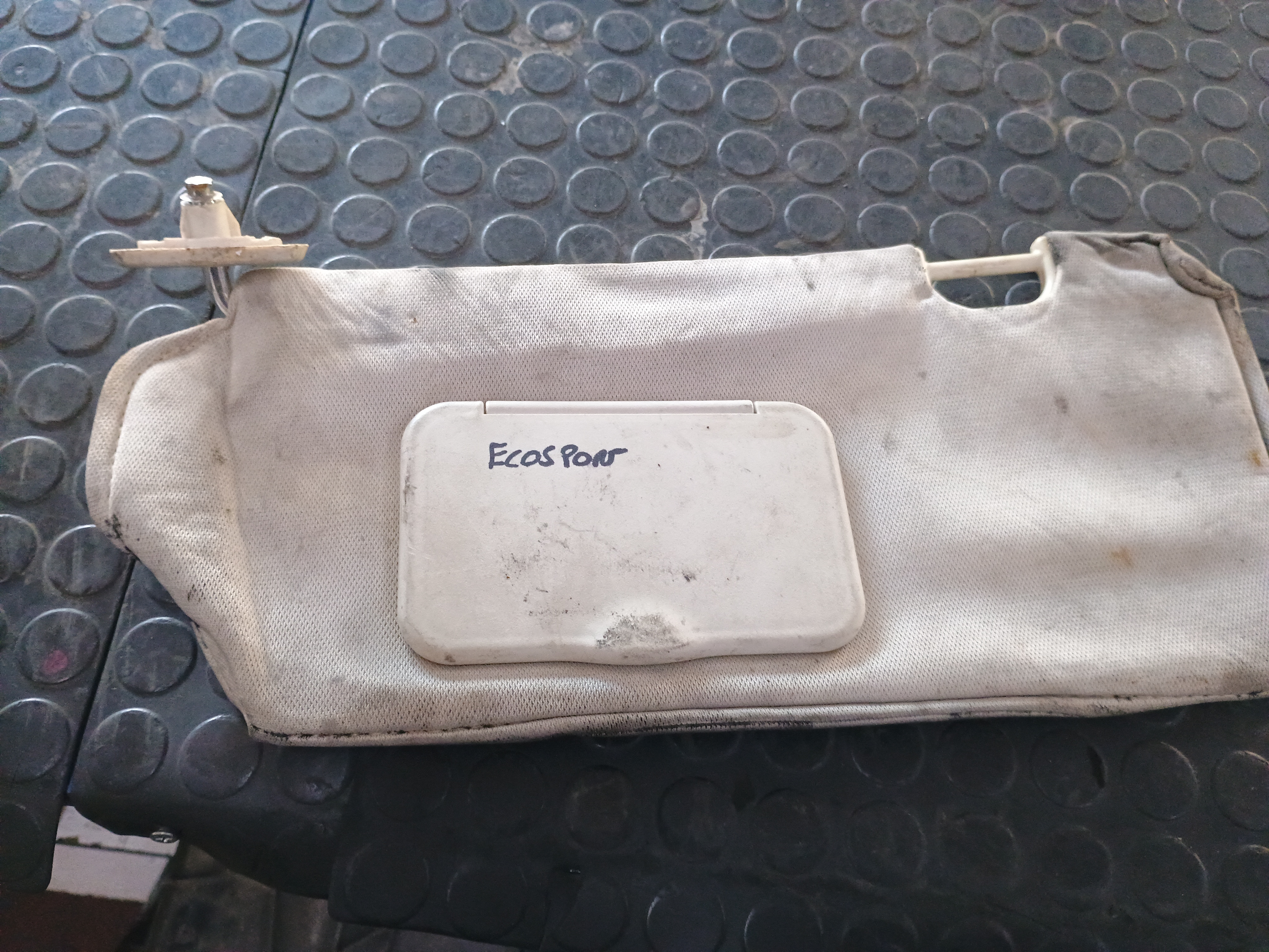Visera (sombrilla - parasol) izquierda ford ecosport