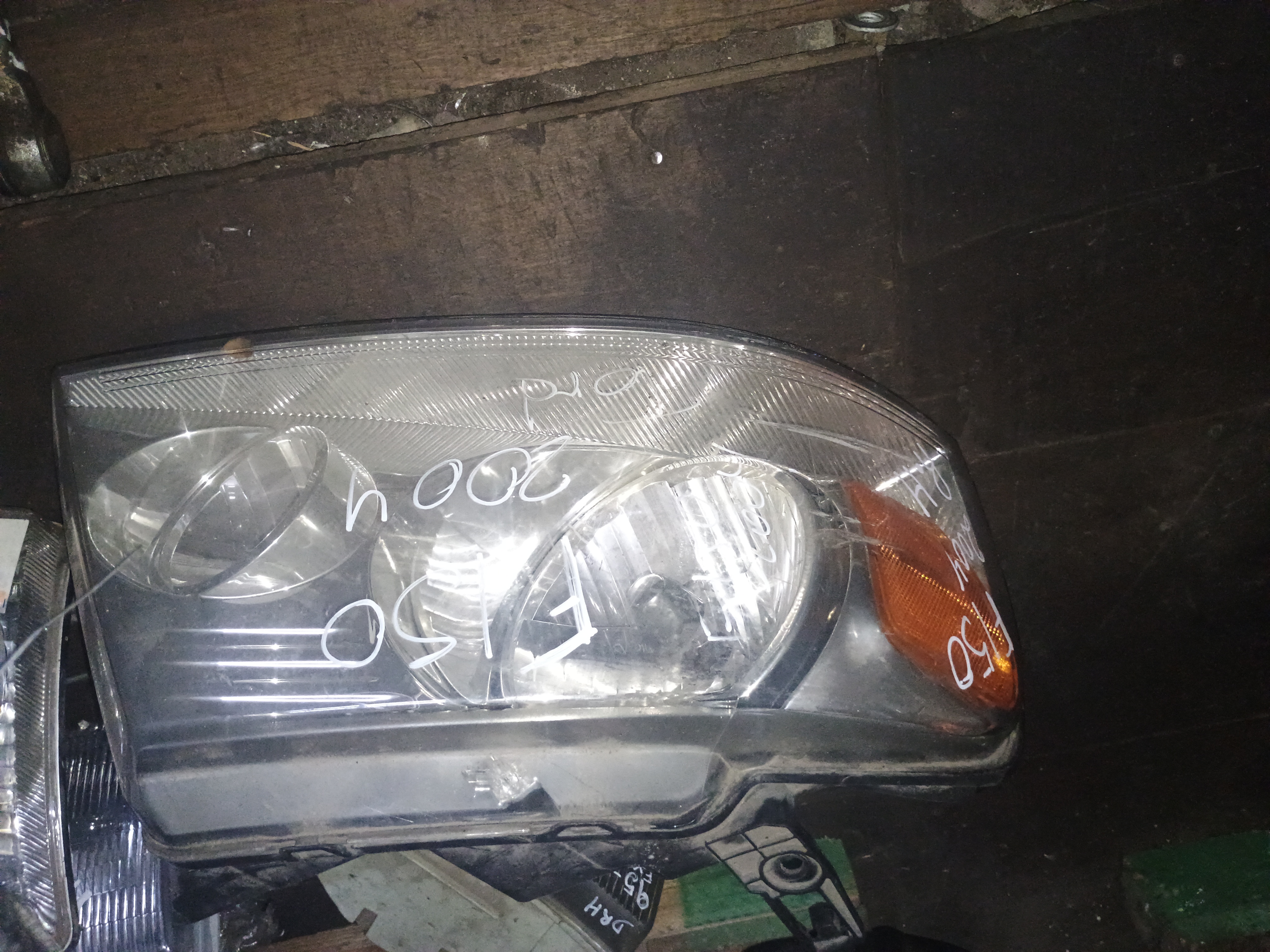 Optico derecho ford f150