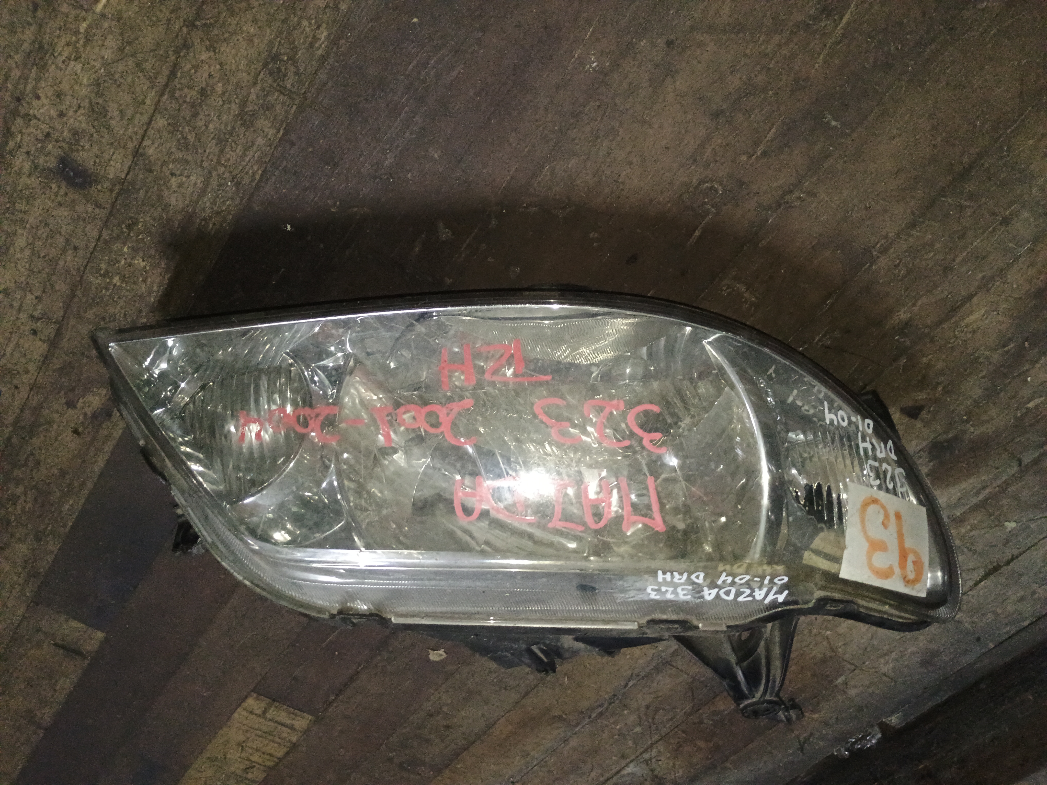 Optico derecho mazda 323 2001 2002 2003 2004 2005 2006 2007 2008