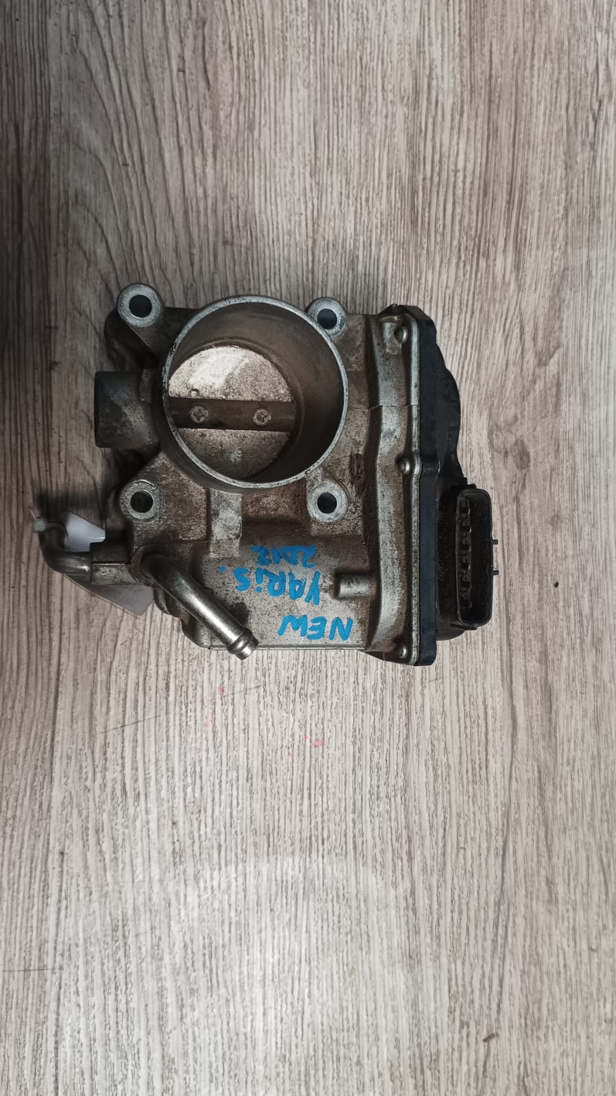 Cuerpo de aceleracion toyota yaris
