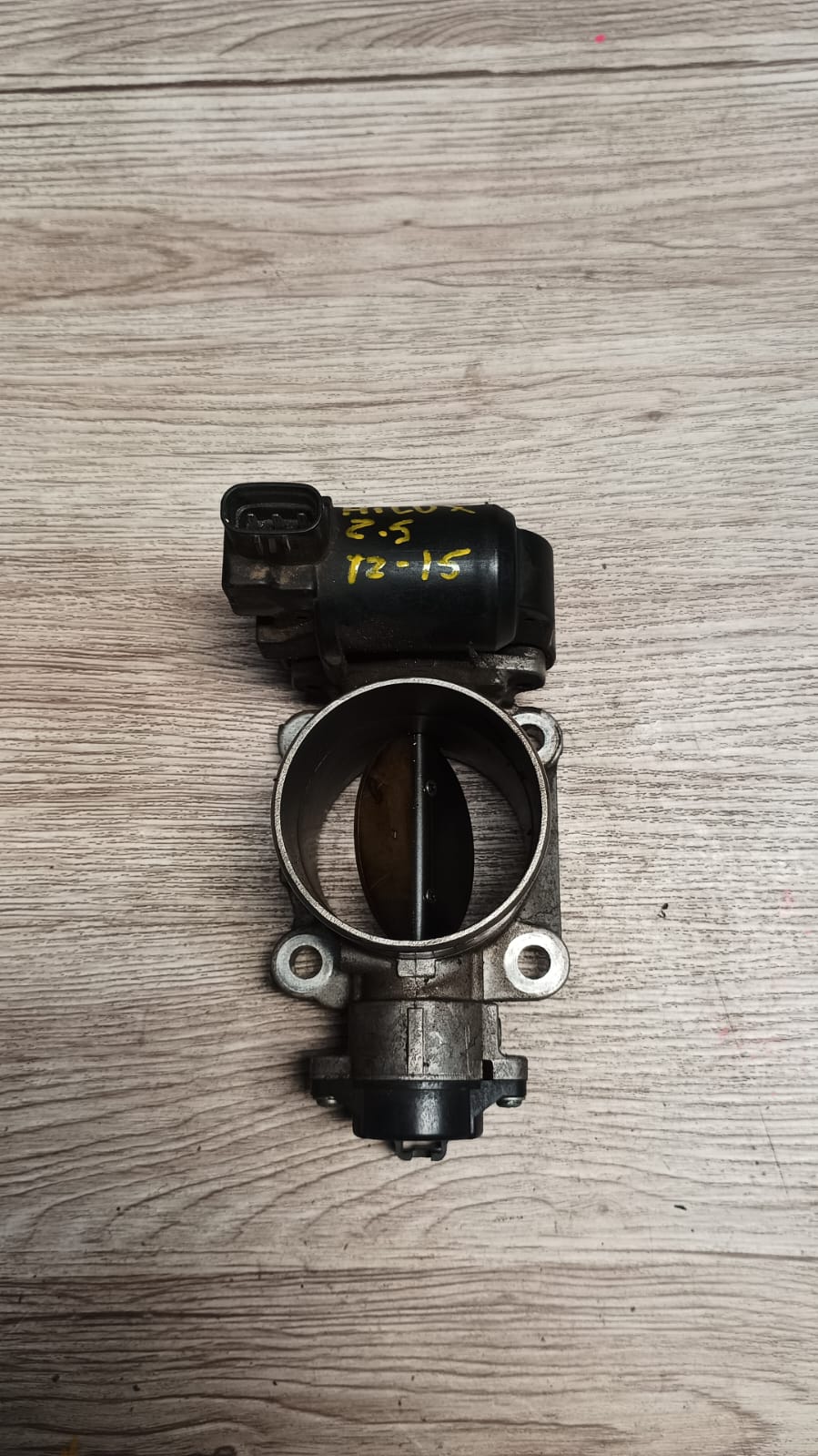 Cuerpo de aceleracion toyota hilux