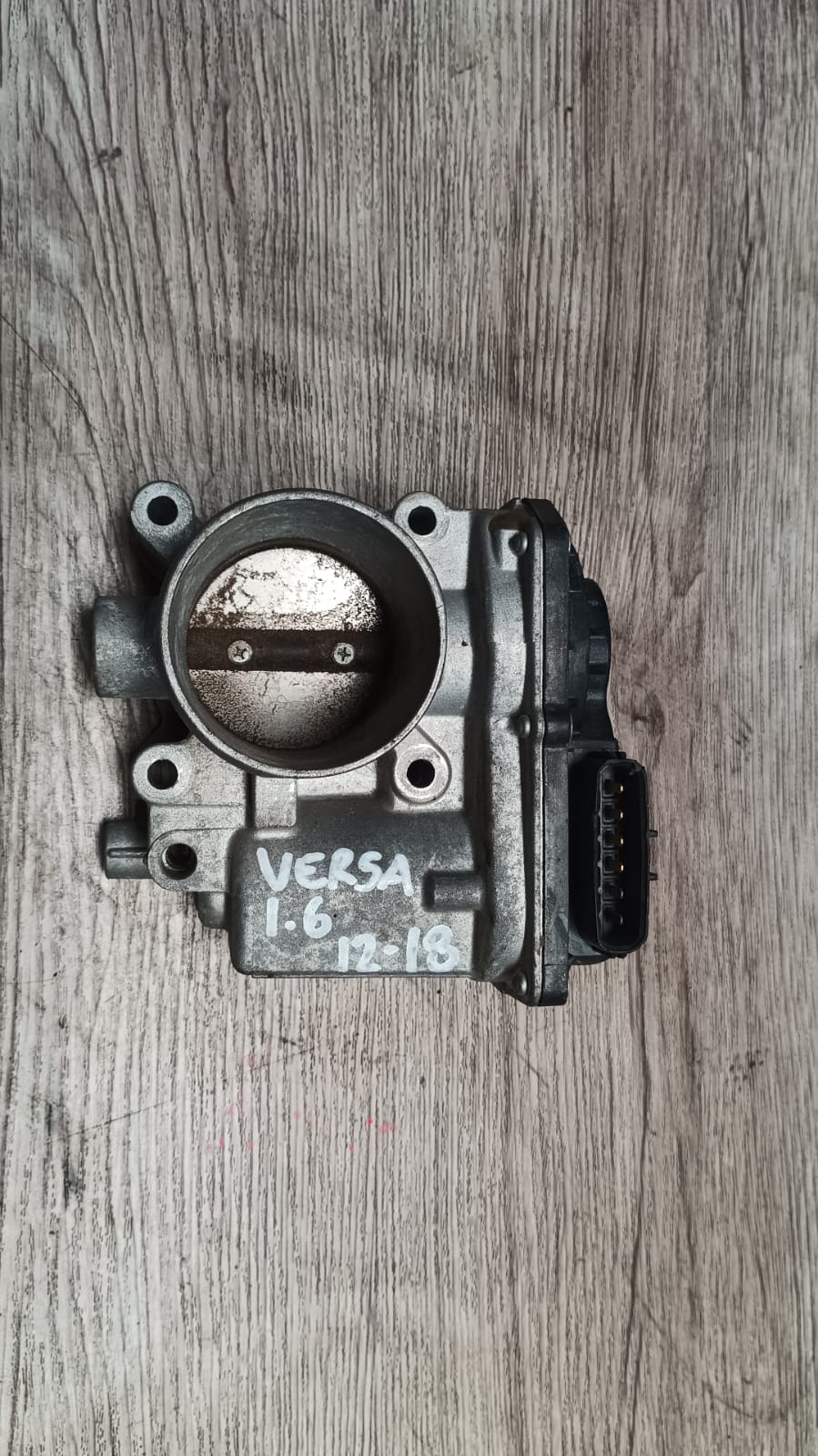 Cuerpo de aceleracion nissan versa