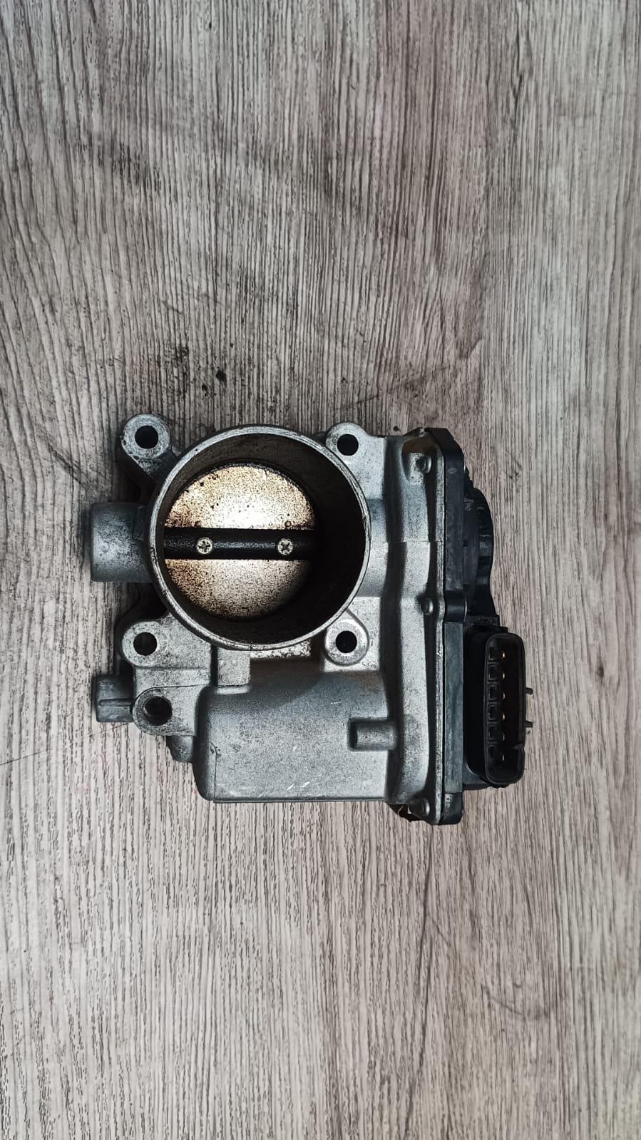 Cuerpo de aceleracion nissan np300