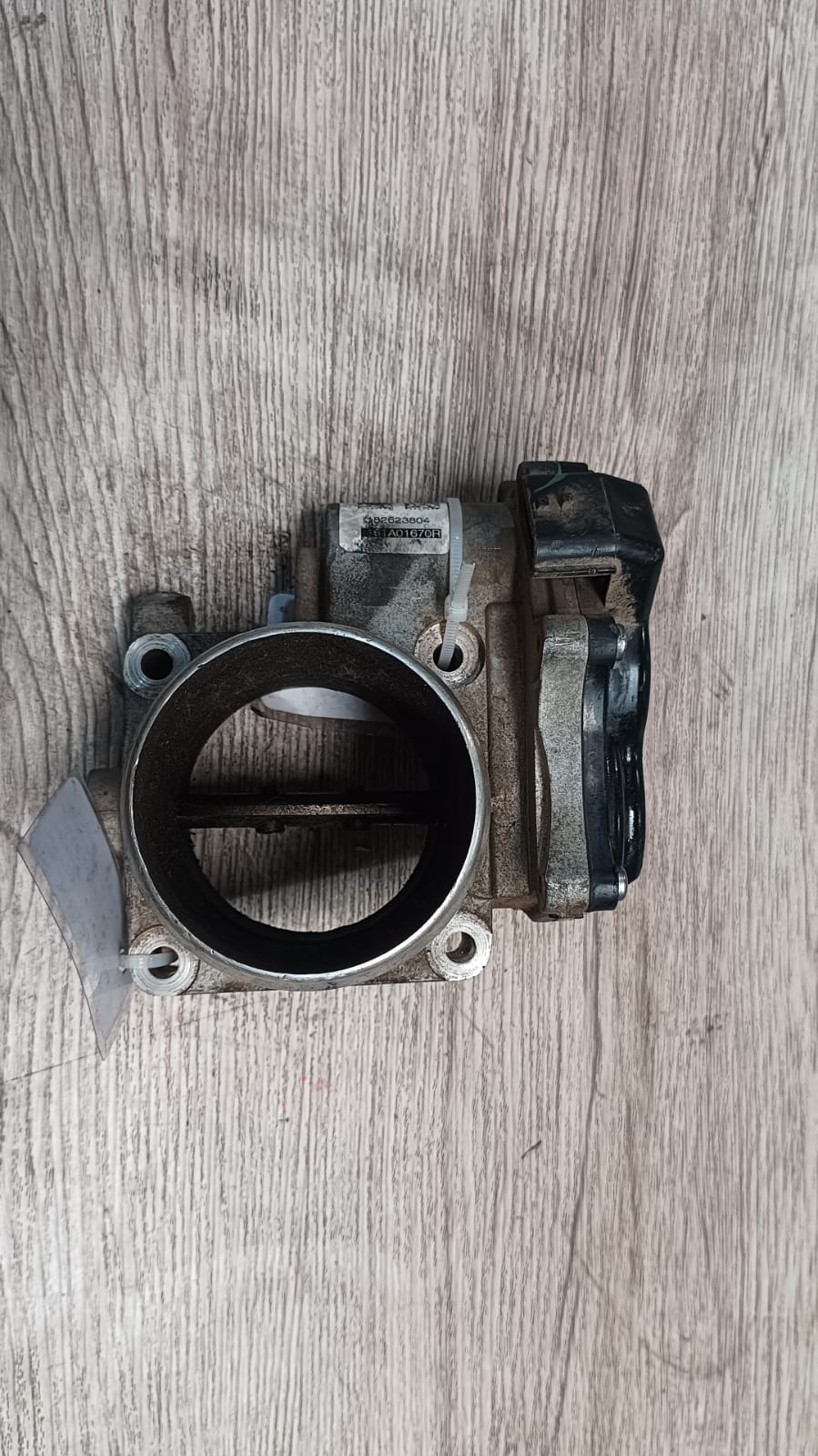 Cuerpo de aceleracion nissan np300