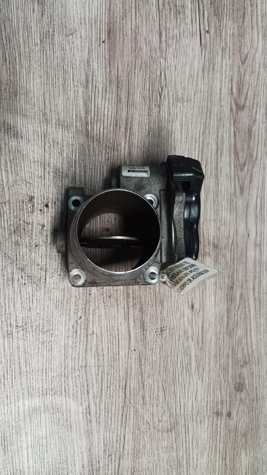 Cuerpo de aceleracion nissan np300