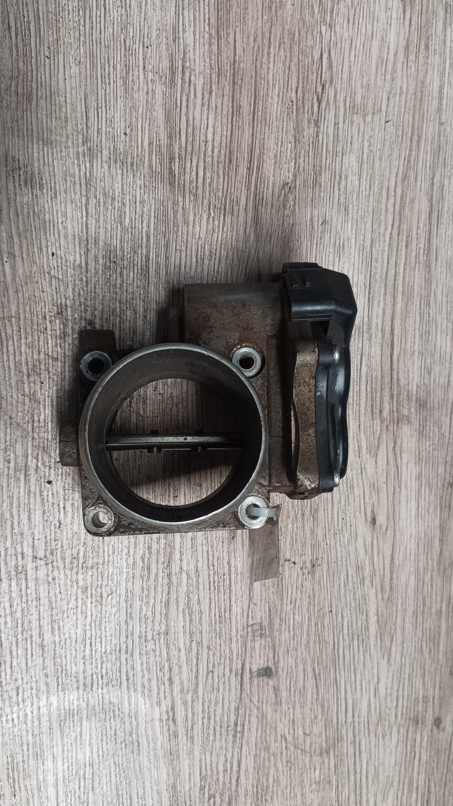 Cuerpo de aceleracion nissan np300
