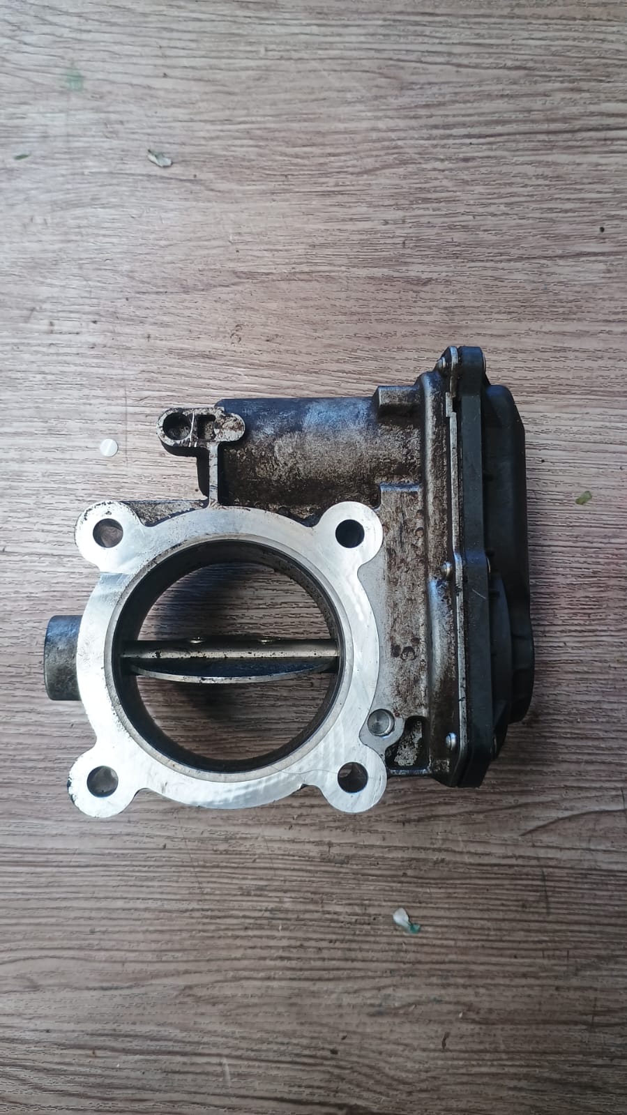 Cuerpo de aceleracion mitsubishi l200