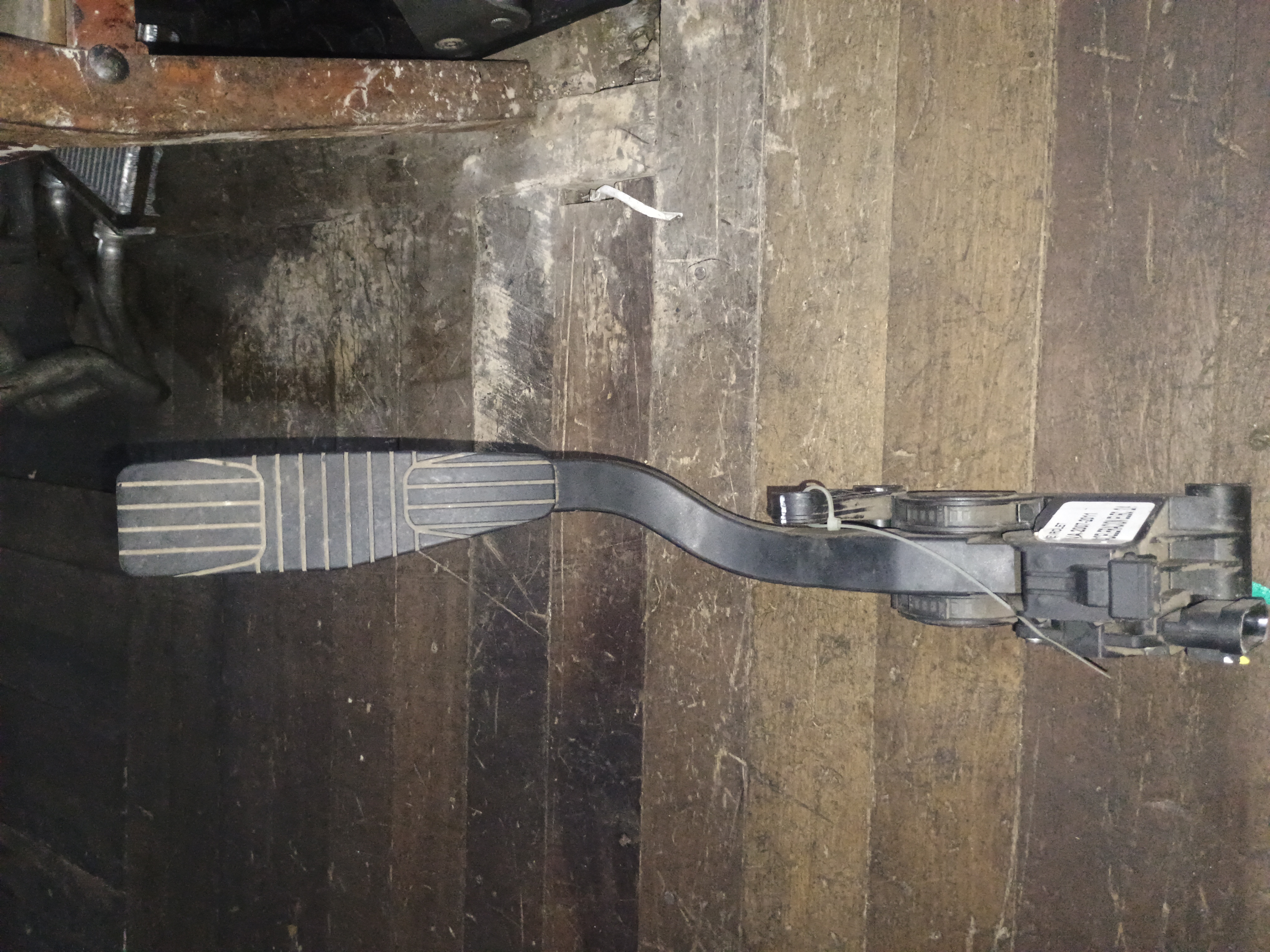 Pedal de aceleracion chevrolet captiva 2007 2008 2009 2010 2011