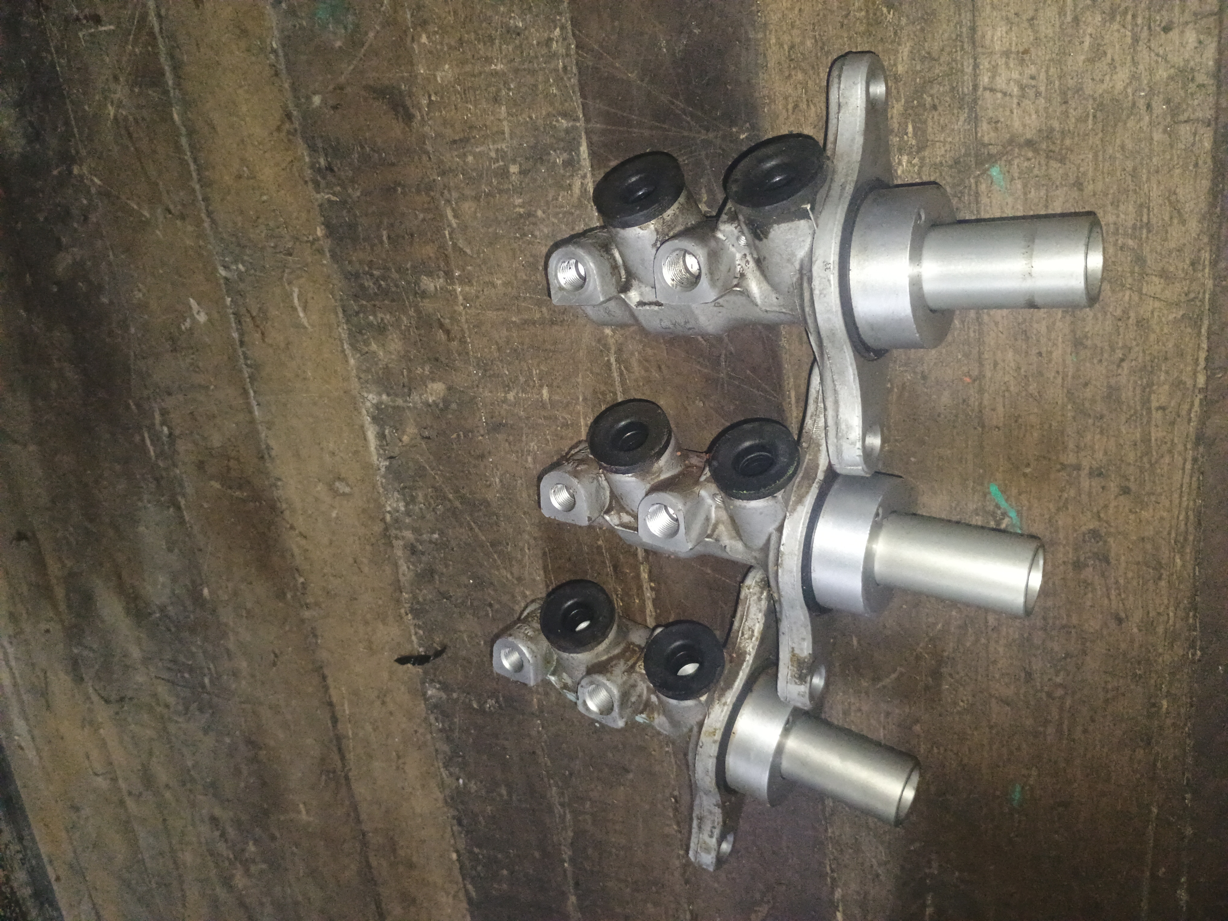 Bomba de freno peugeot partner 2013 2014 2015 2016