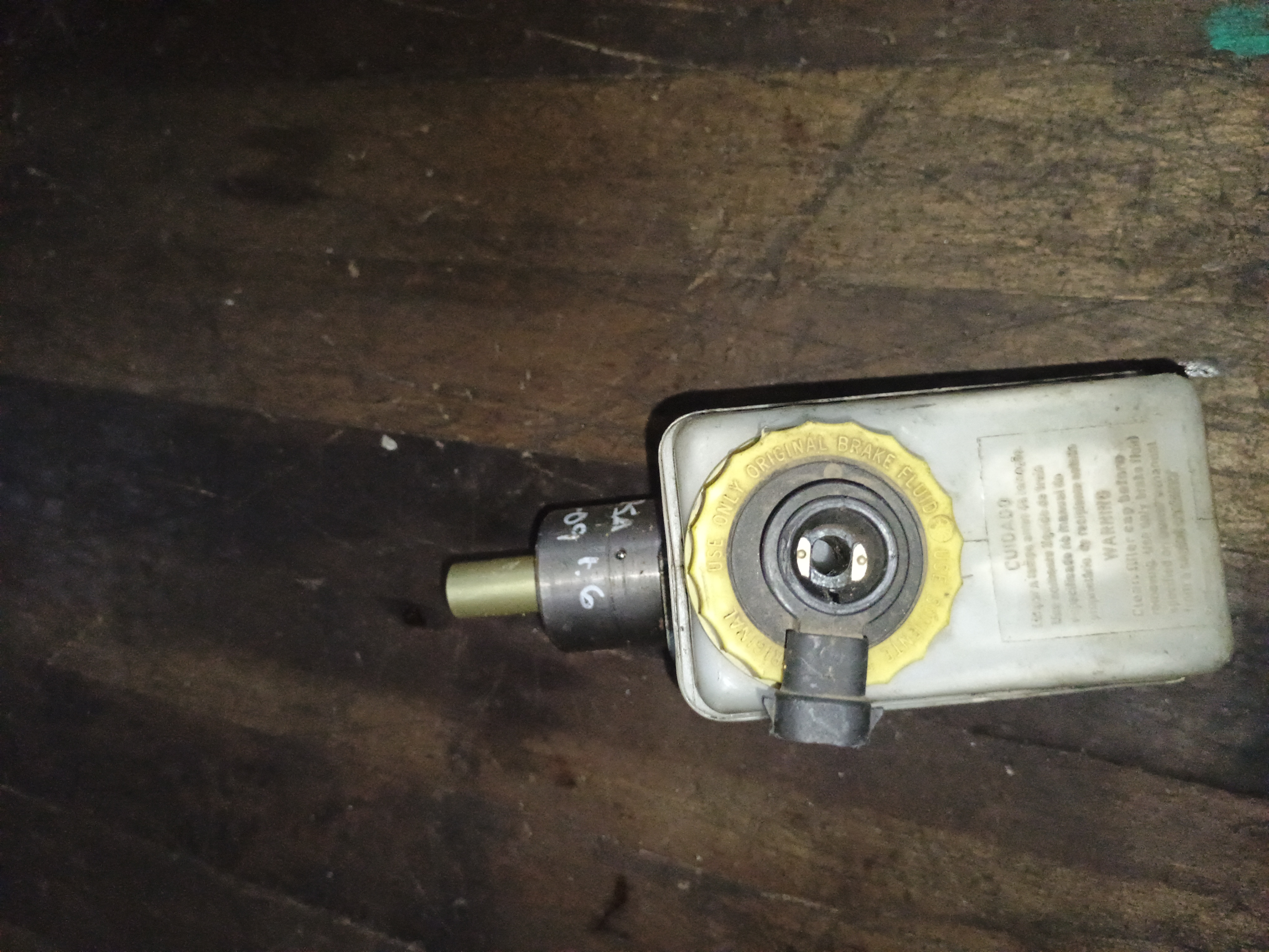 Bomba de freno chevrolet corsa