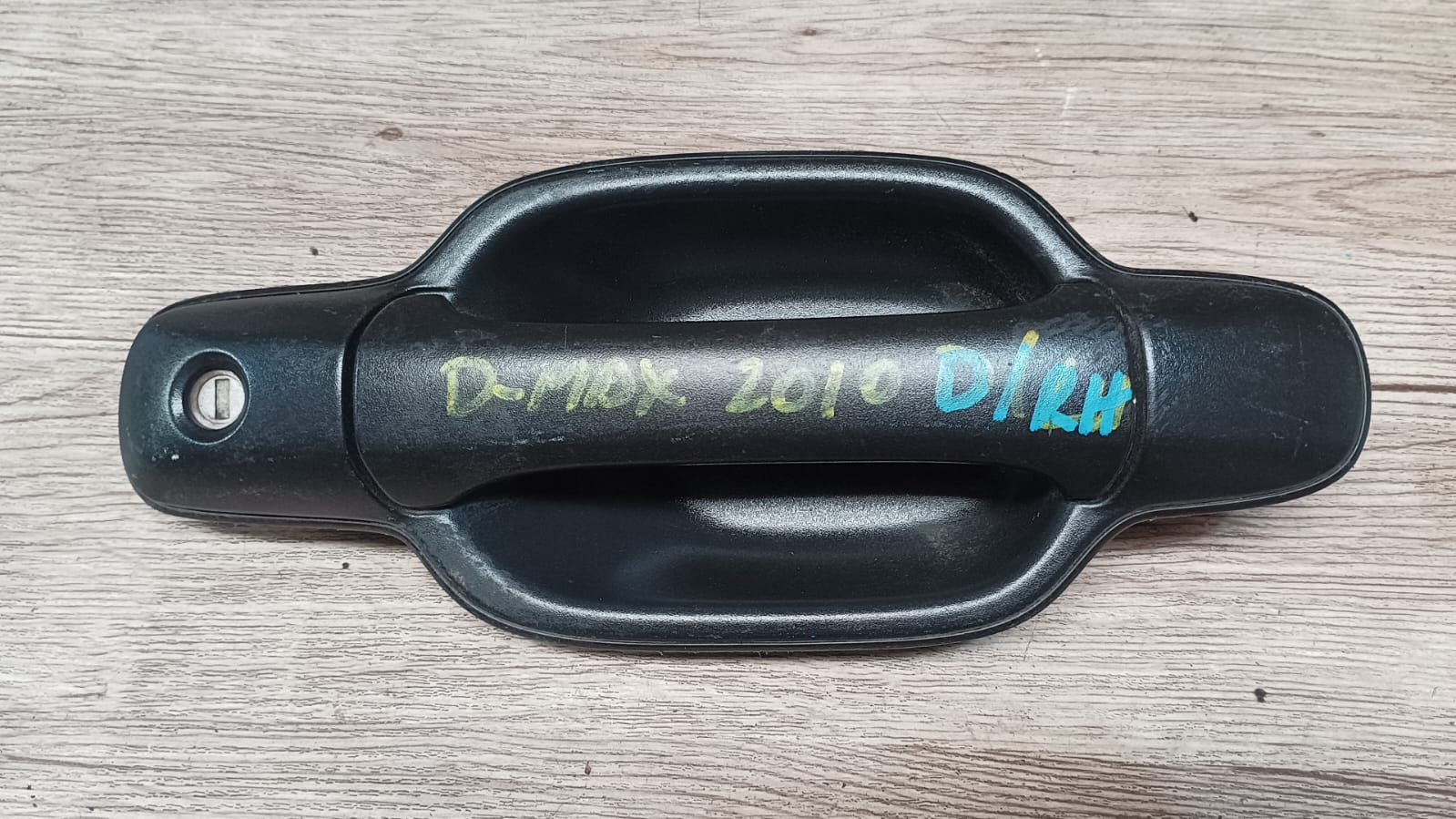 Manilla exterior delantero derecho chevrolet dmax
