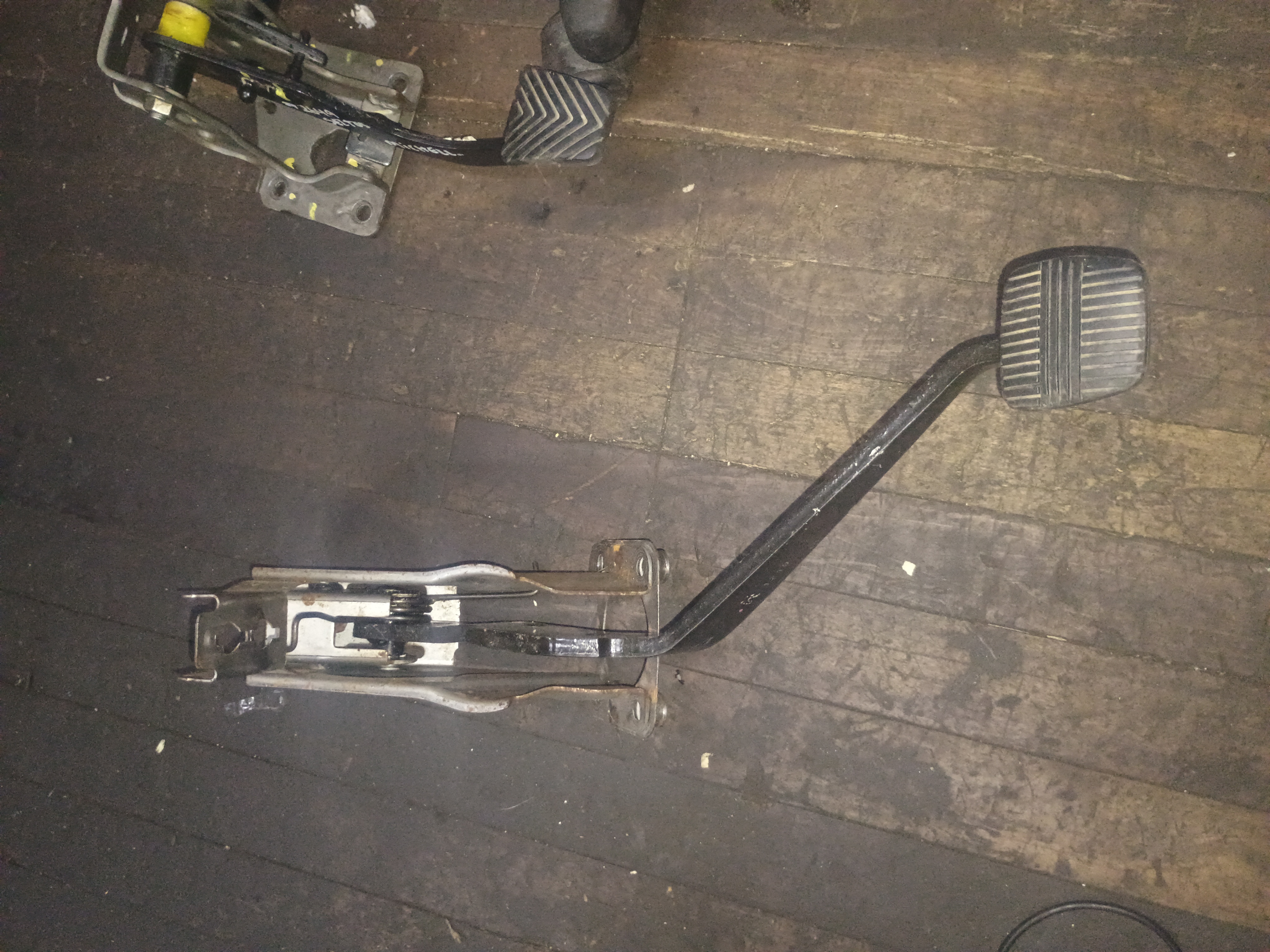 Pedal de embrague nissan np300 2015 2016 2017 2018 2019 2020