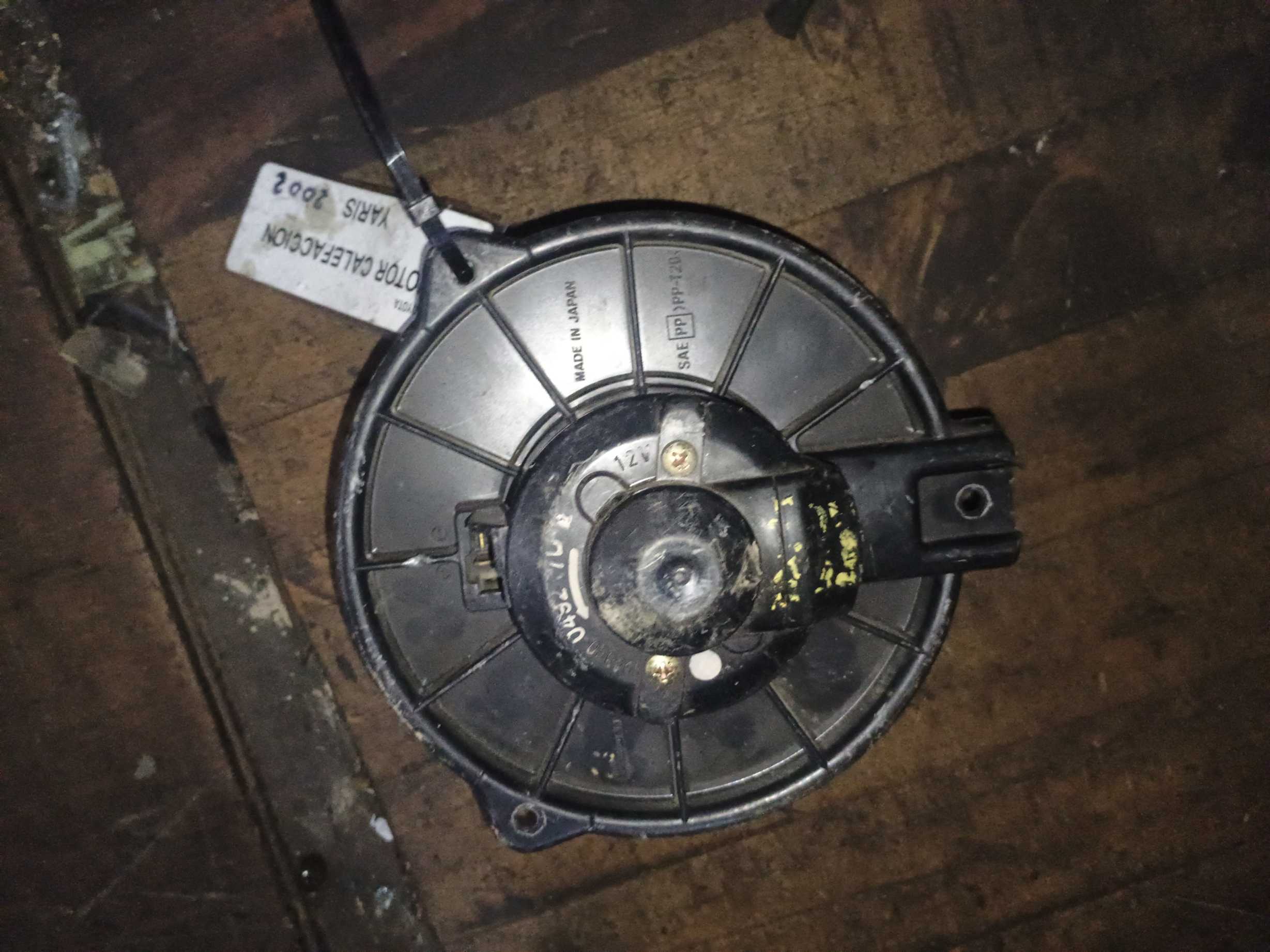 Motor de calefaccion delantero toyota yaris