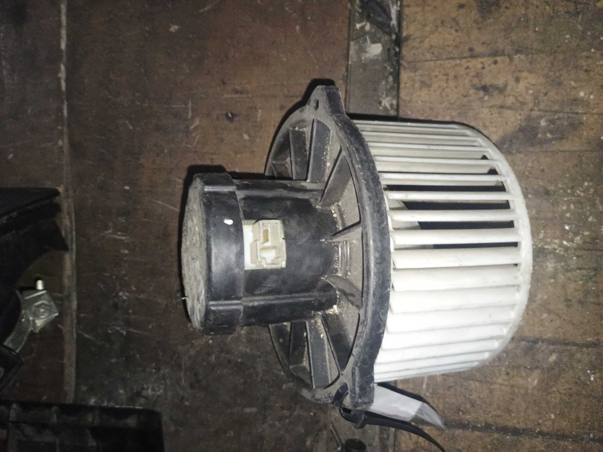 Motor de calefaccion delantero hyundai accent 2000 2001 2002