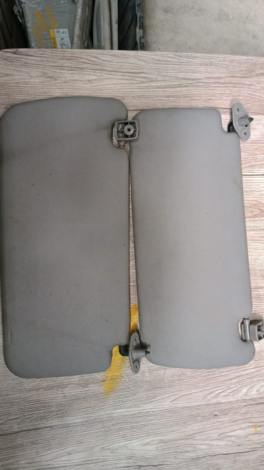 Visera (sombrilla - parasol) izquierda nissan terrano