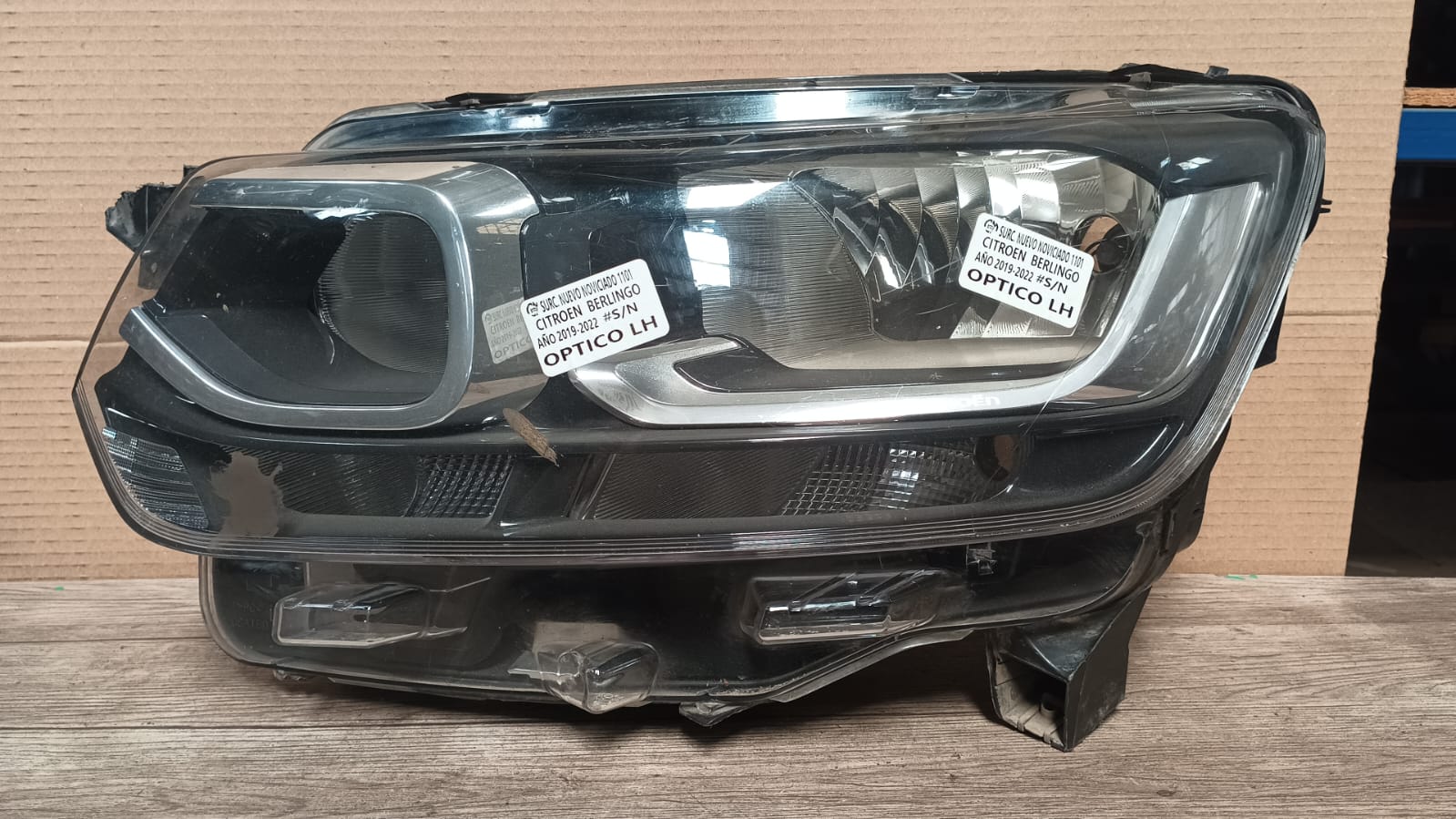 Optico izquierdo citroen berlingo 2019 2020 2021 2022