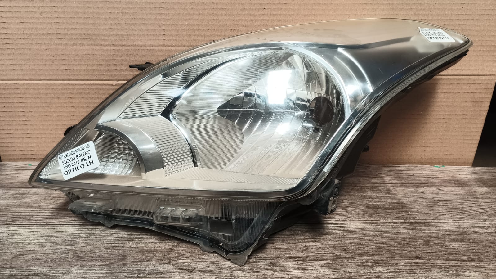 Optico izquierdo suzuki baleno