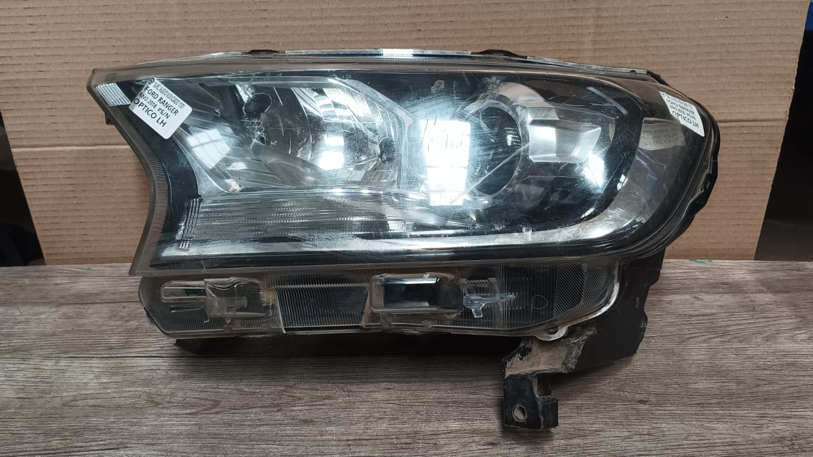 Optico izquierdo ford ranger