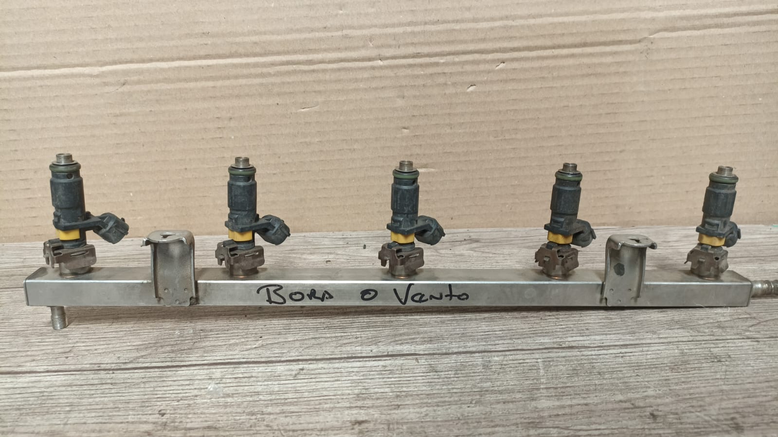 Riel de inyeccion bencinero volkswagen bora