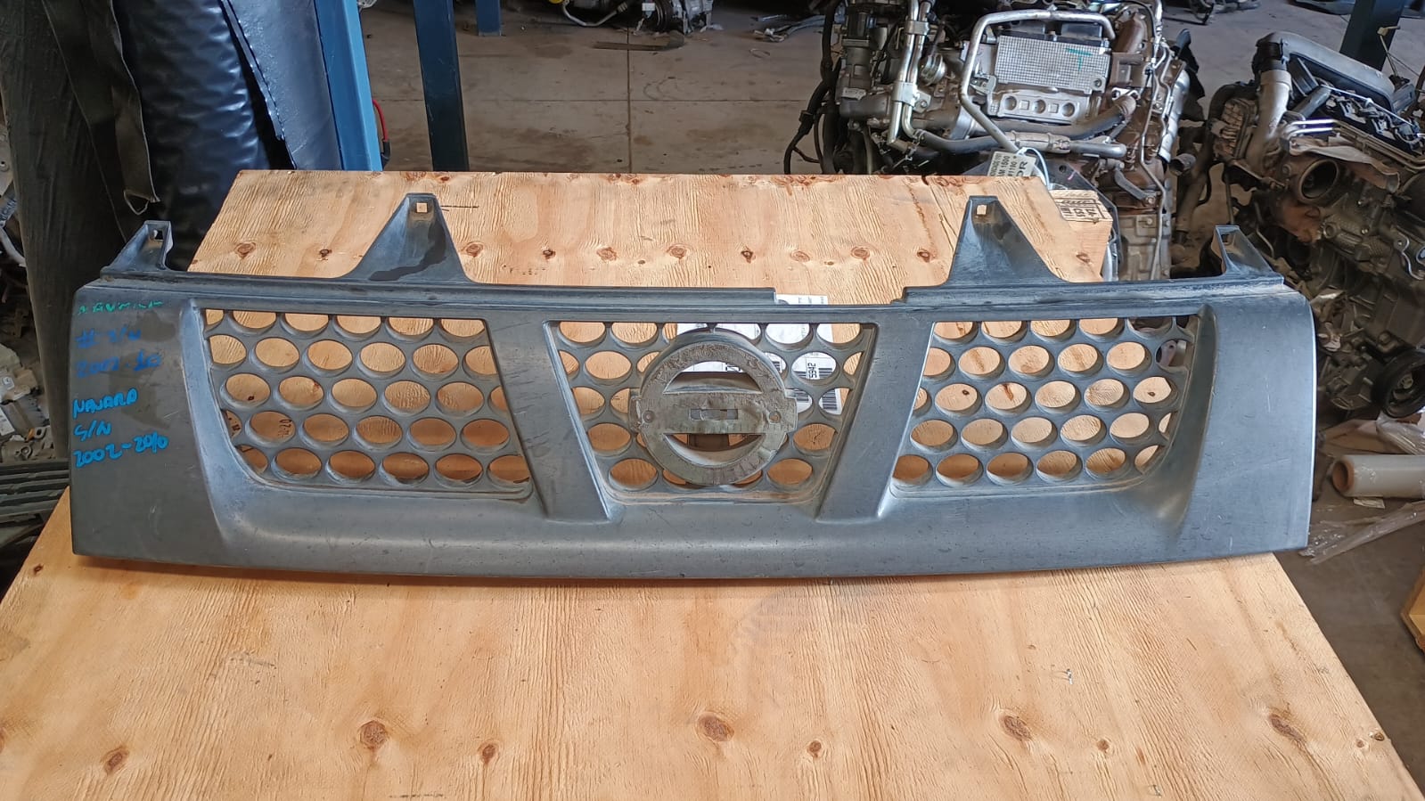 Mascara nissan navara