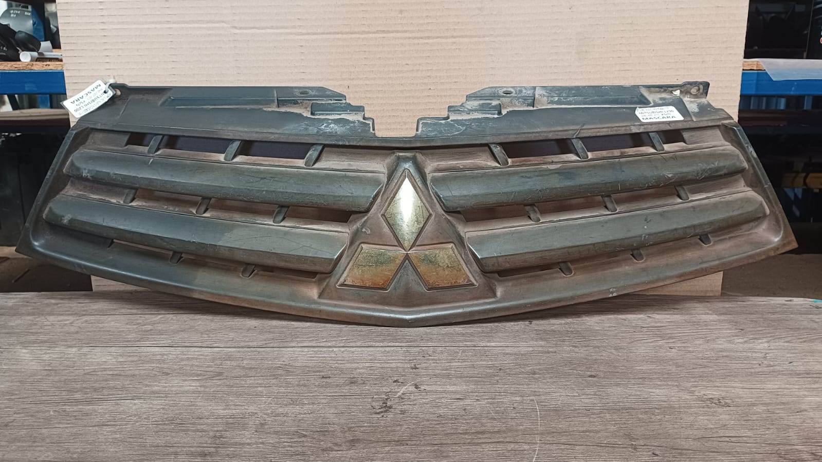 Mascara mitsubishi l200