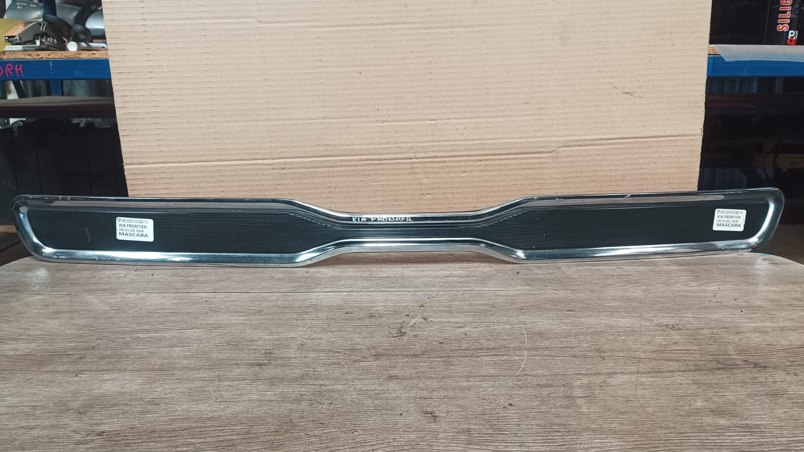 Mascara kia frontier
