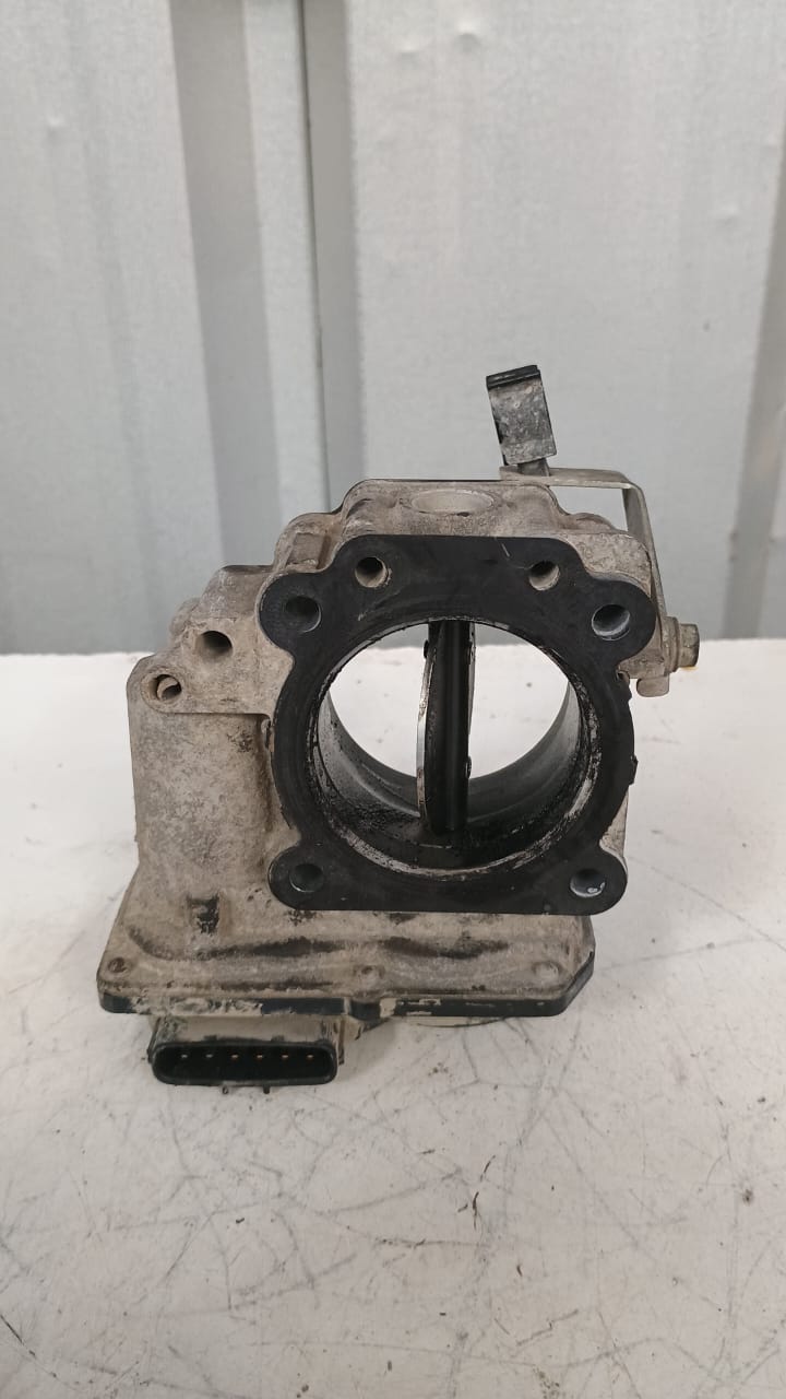 Cuerpo de aceleracion toyota hilux