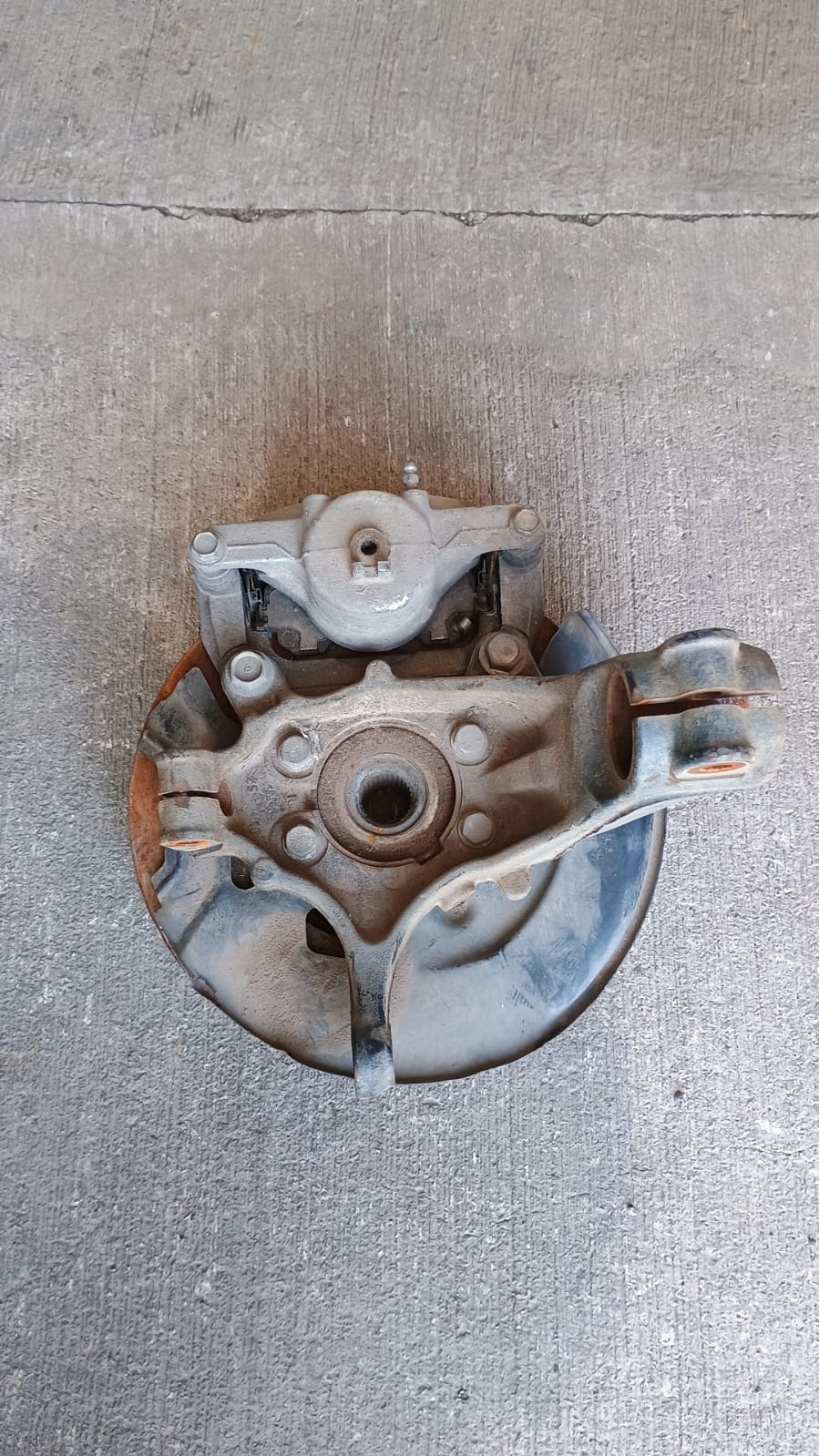 Muñon delantero derecho nissan qashqai
