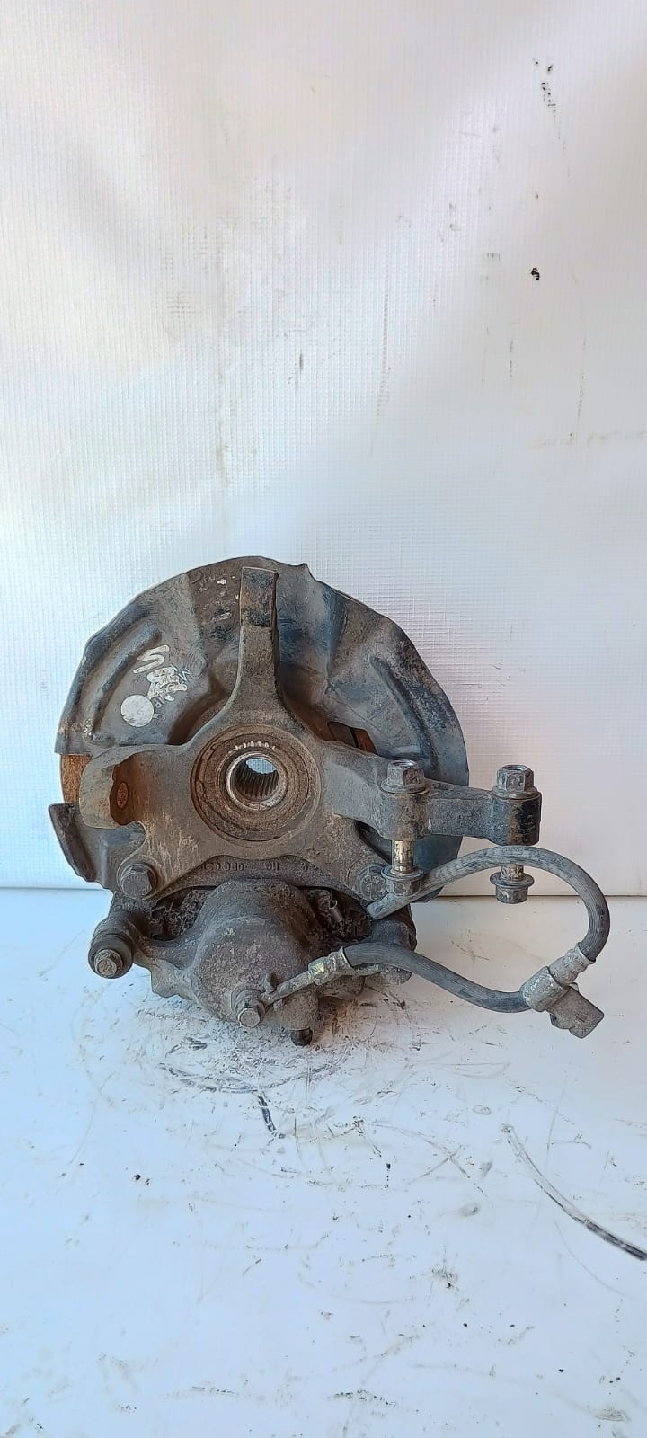 Muñon delantero izquierdo hyundai getz