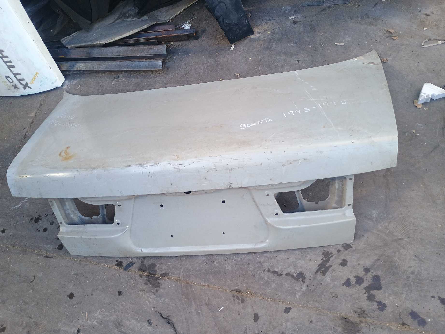 Tapa maleta / portalon hyundai sonata