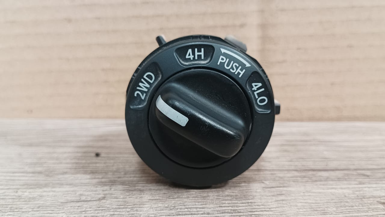 Control de traccion (boton 4x4) nissan np300