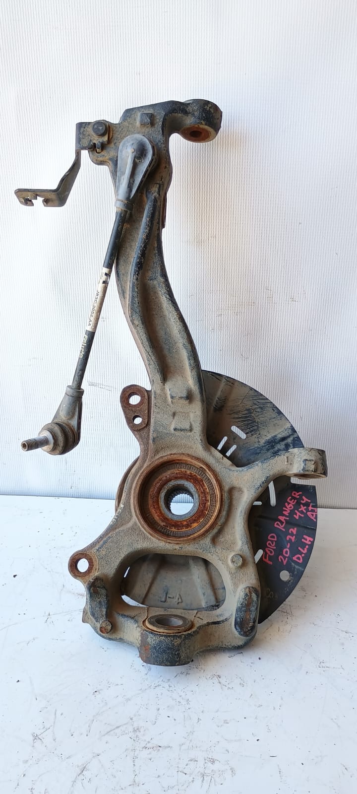 Muñon delantero izquierdo ford ranger 2020 2021 2022