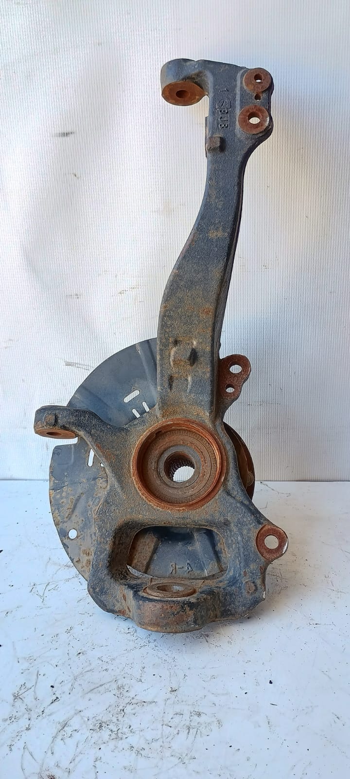 Muñon delantero derecho ford ranger