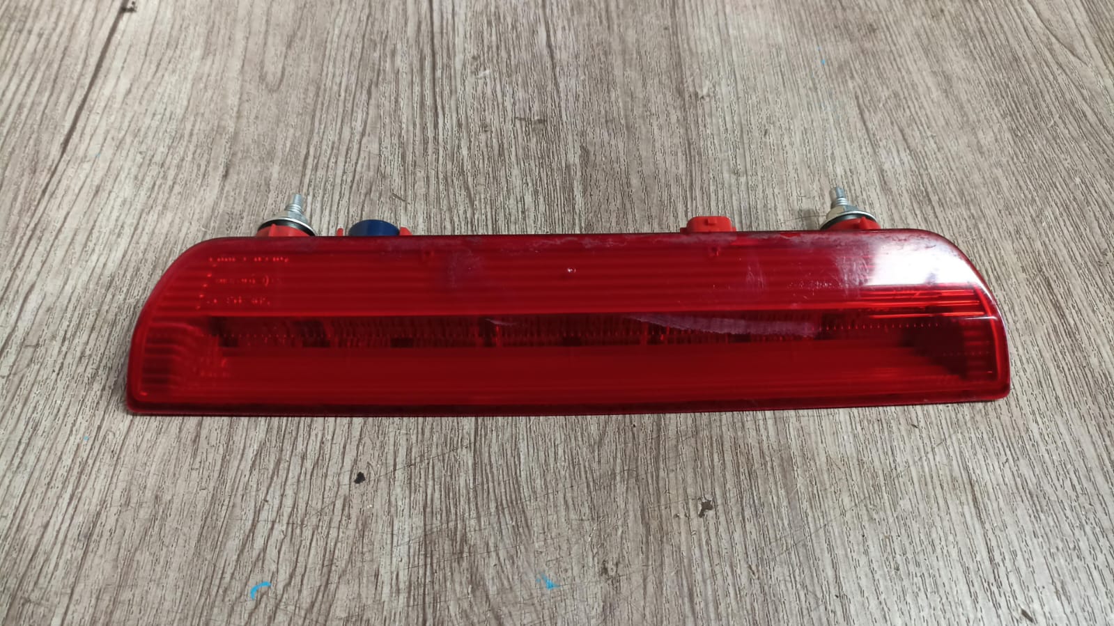 Tercera luz de freno nissan x-trail