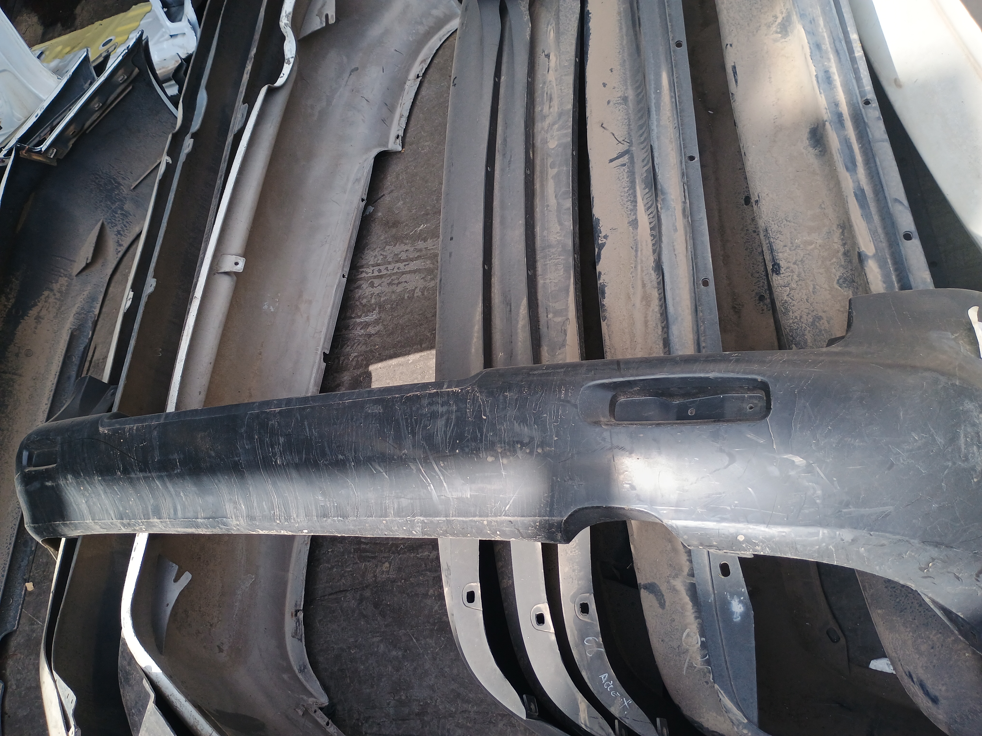 Parachoque trasero hyundai h1 2000 2001 2002 2003 2004